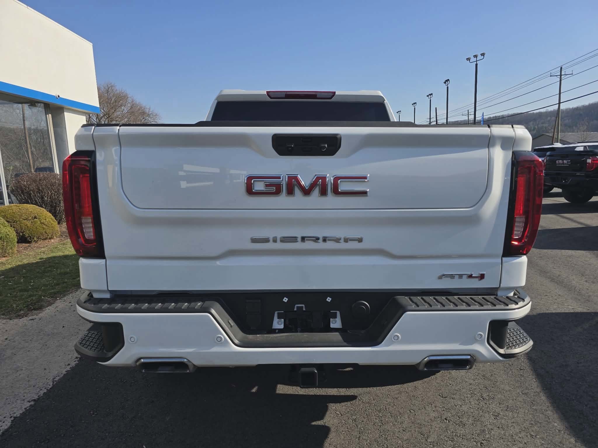 2025 GMC Sierra 1500 AT4