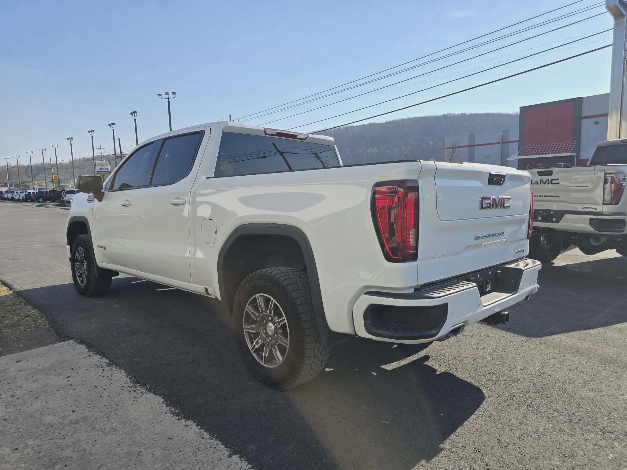 2025 GMC Sierra 1500 AT4