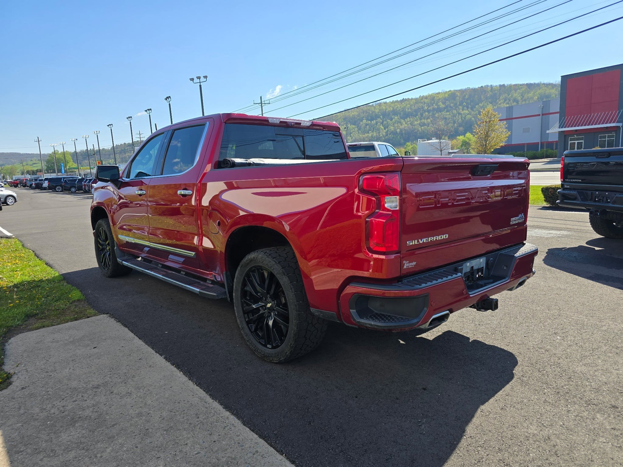 2023 Chevrolet Silverado 1500 High Country