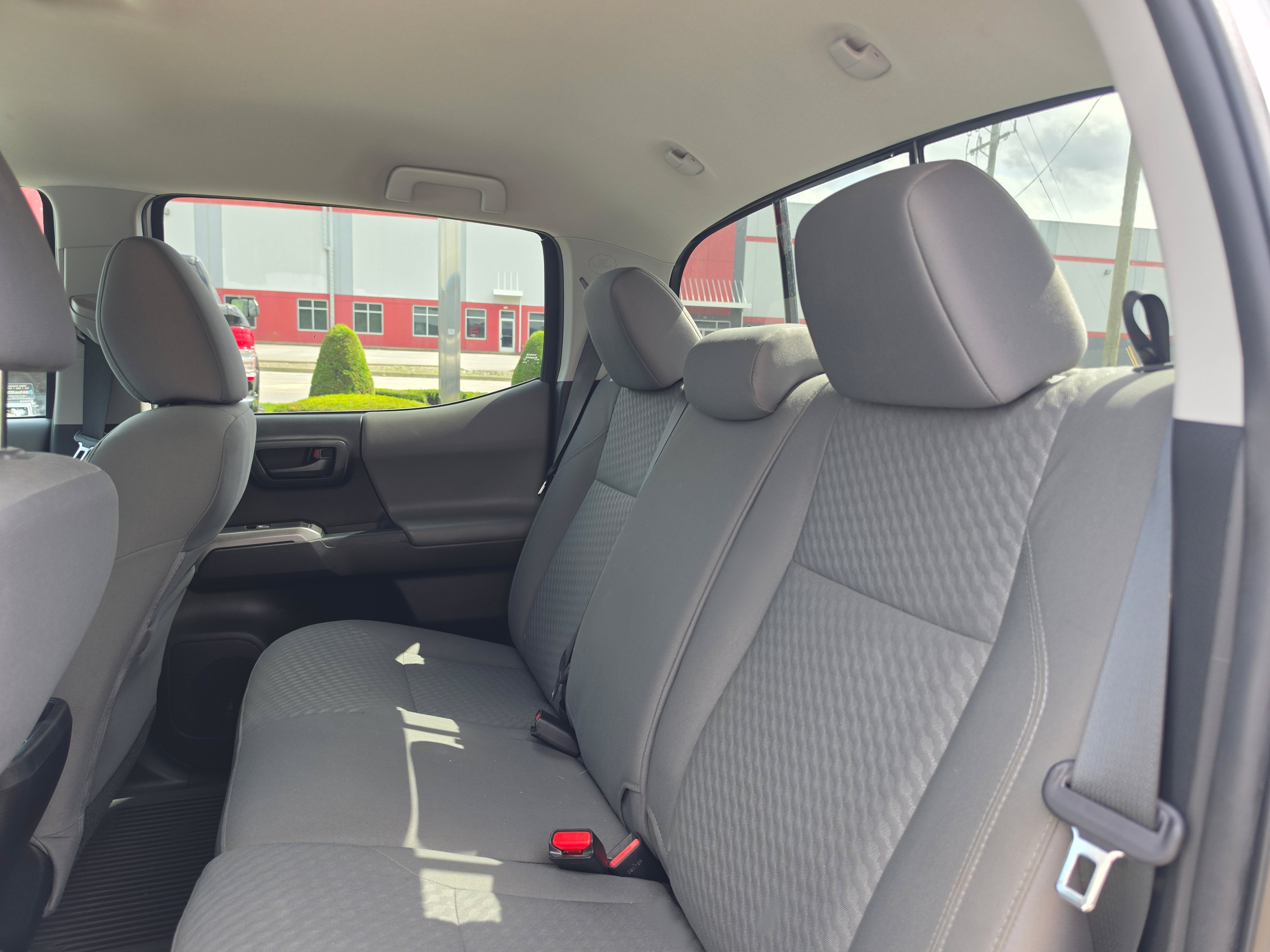 2022 Toyota Tacoma 4WD SR