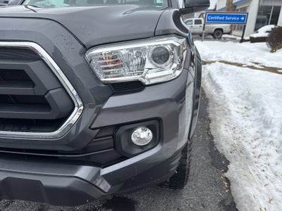 2022 Toyota Tacoma 4WD SR5