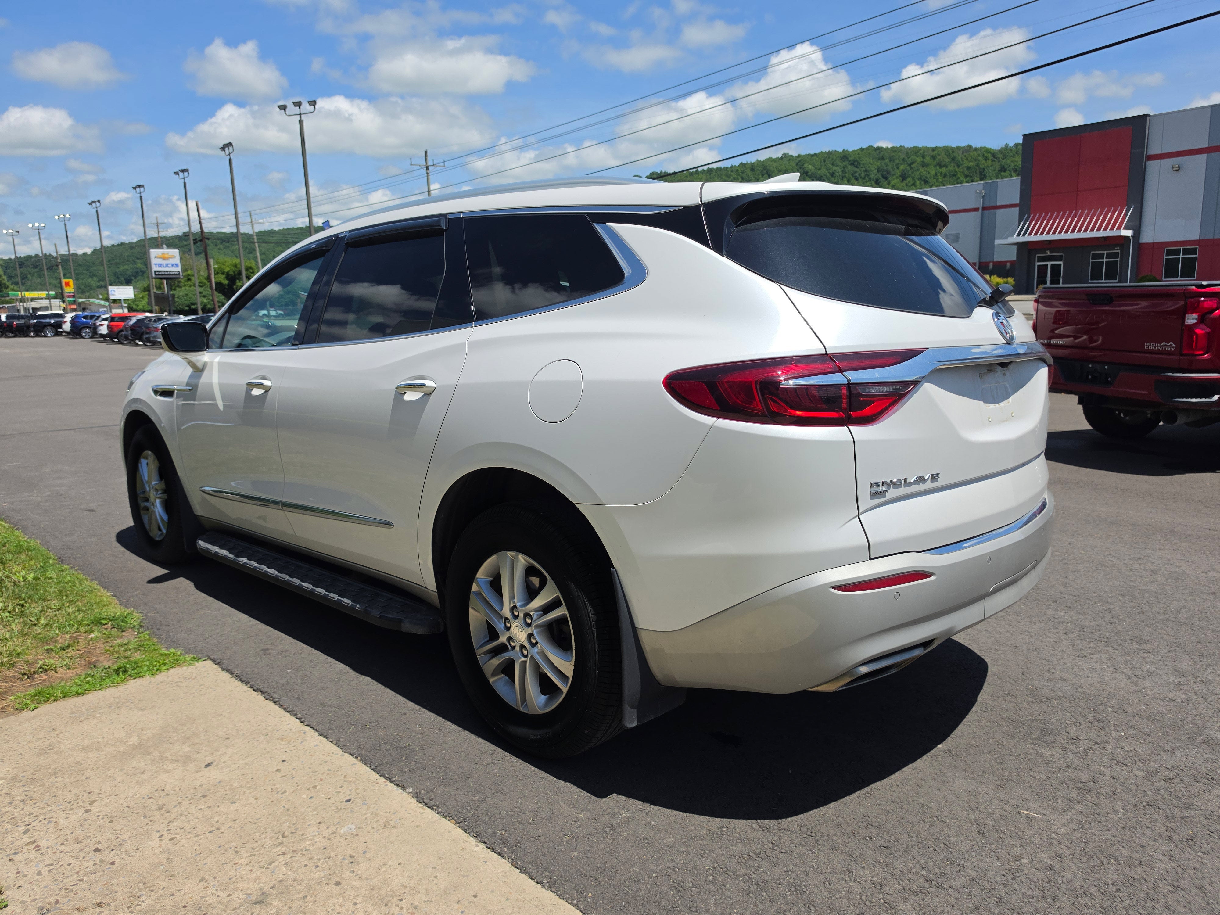 2021 Buick Enclave Essence