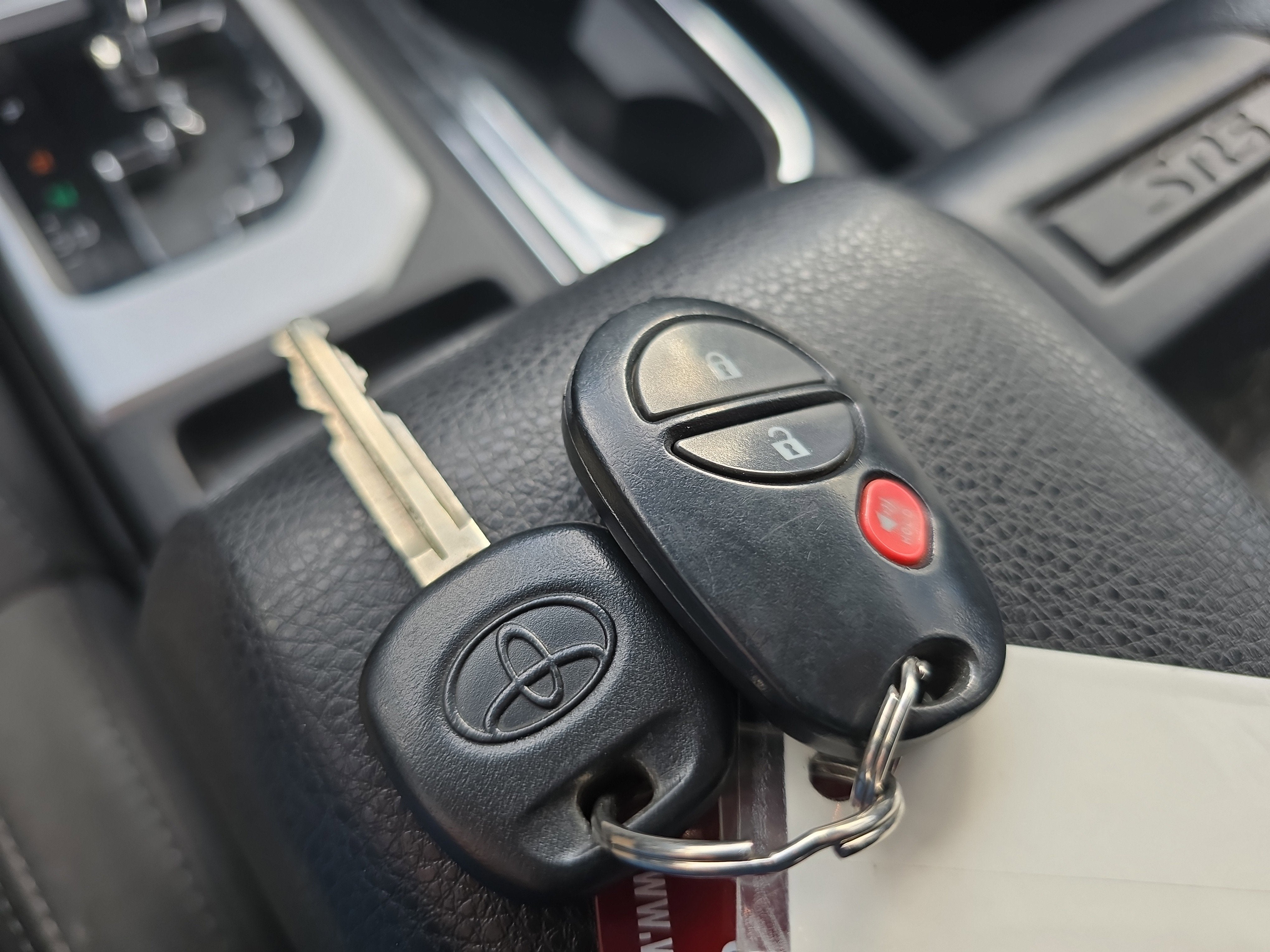 2017 Toyota Tundra 4WD SR5