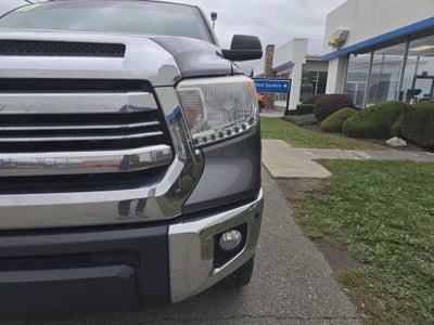 2017 Toyota Tundra 4WD SR5