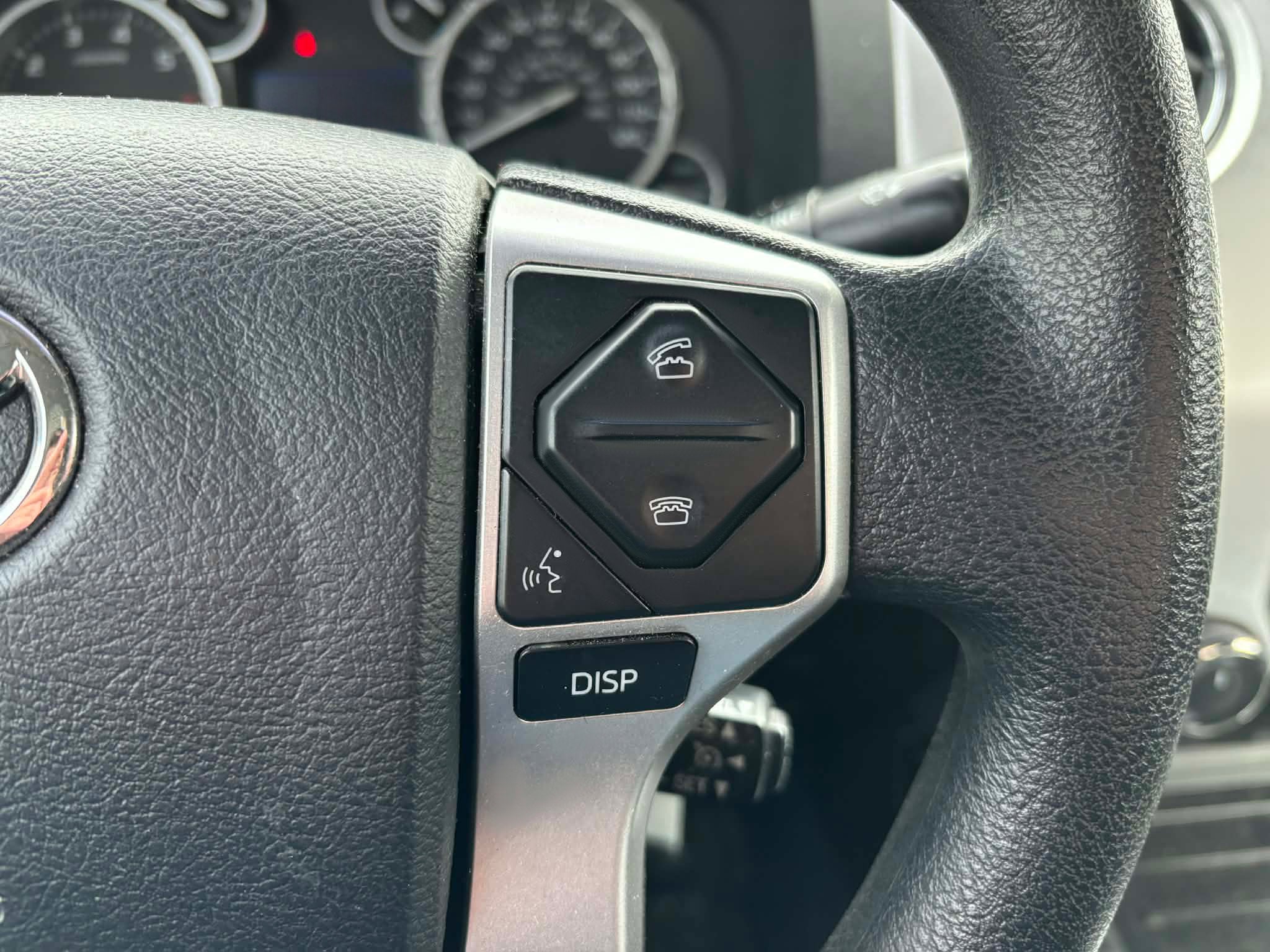 2014 Toyota Tundra 4WD Truck SR