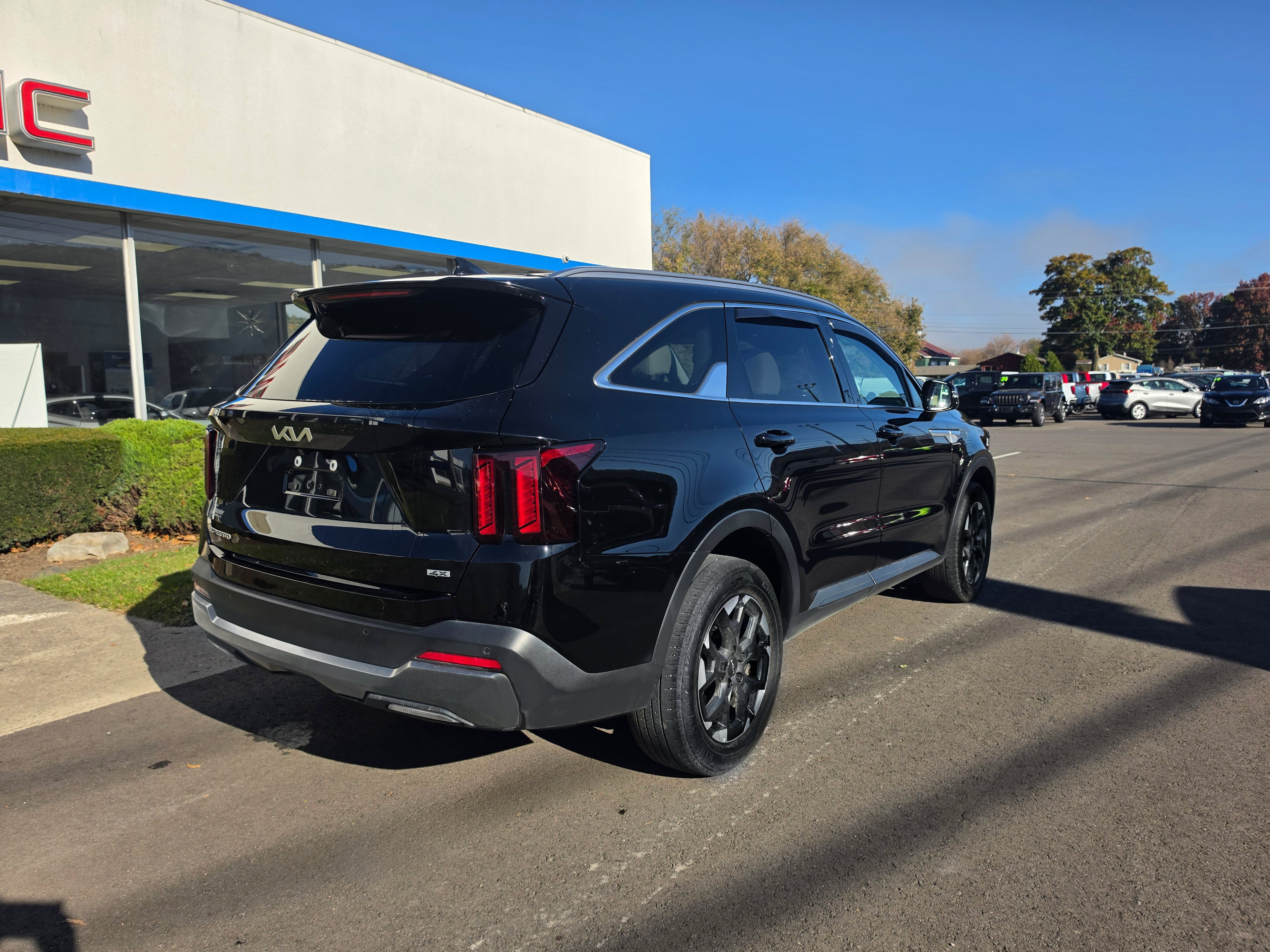 2025 Kia Sorento S