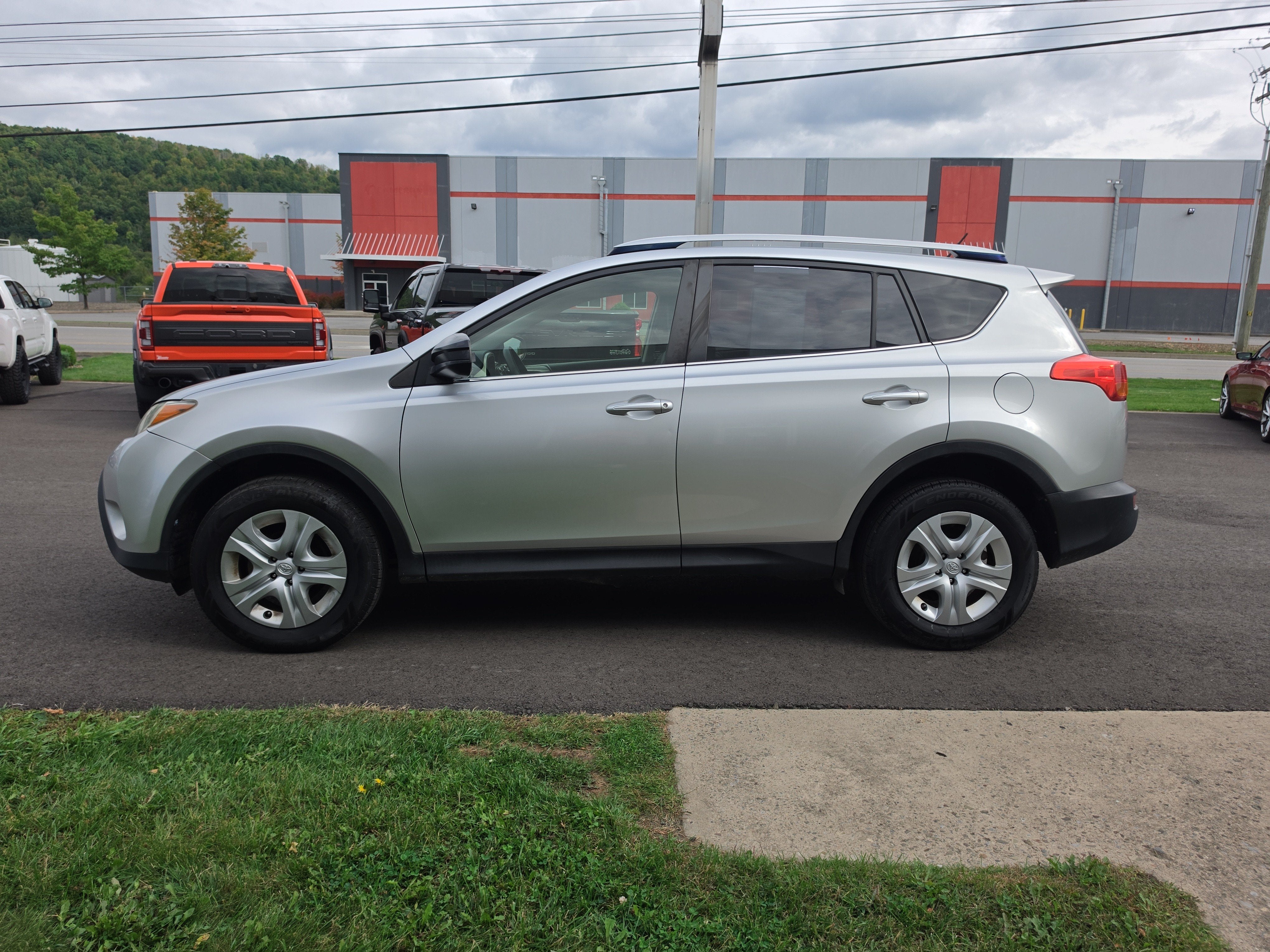 2014 Toyota RAV4 LE