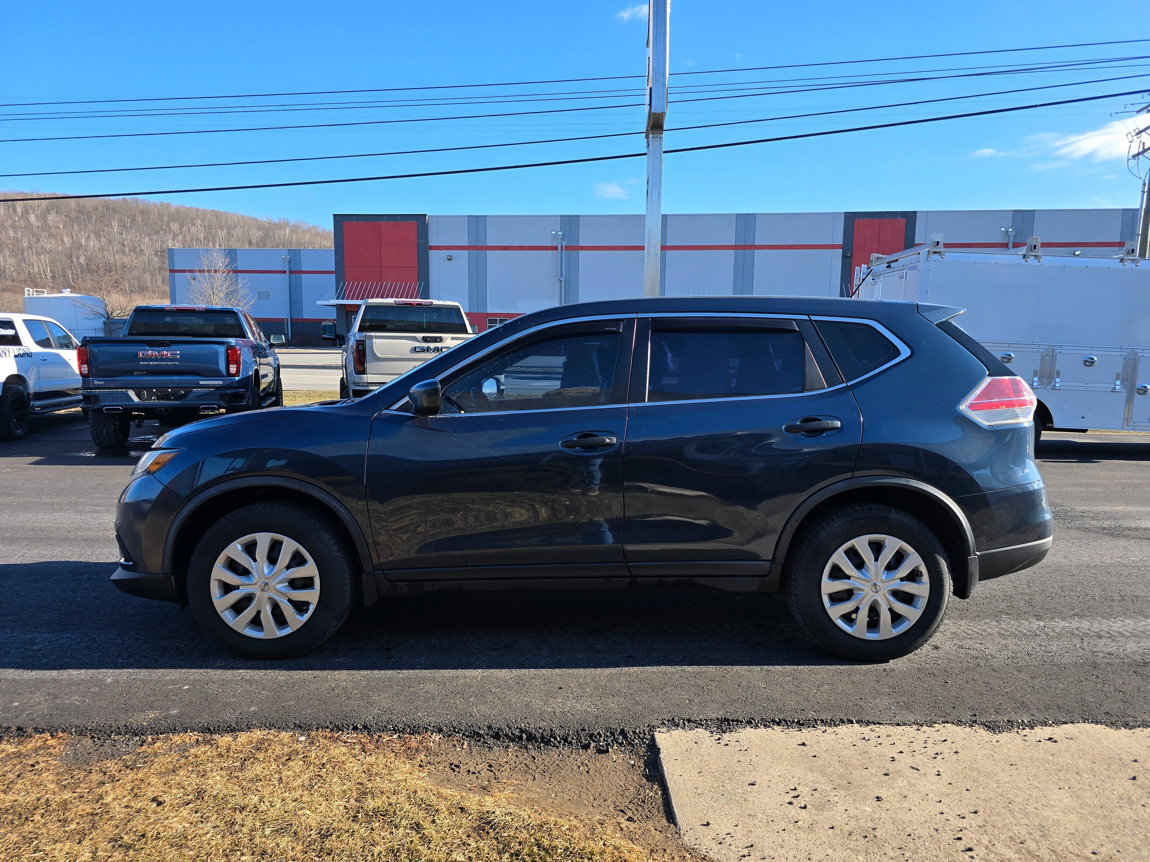 2016 Nissan ROGUE S