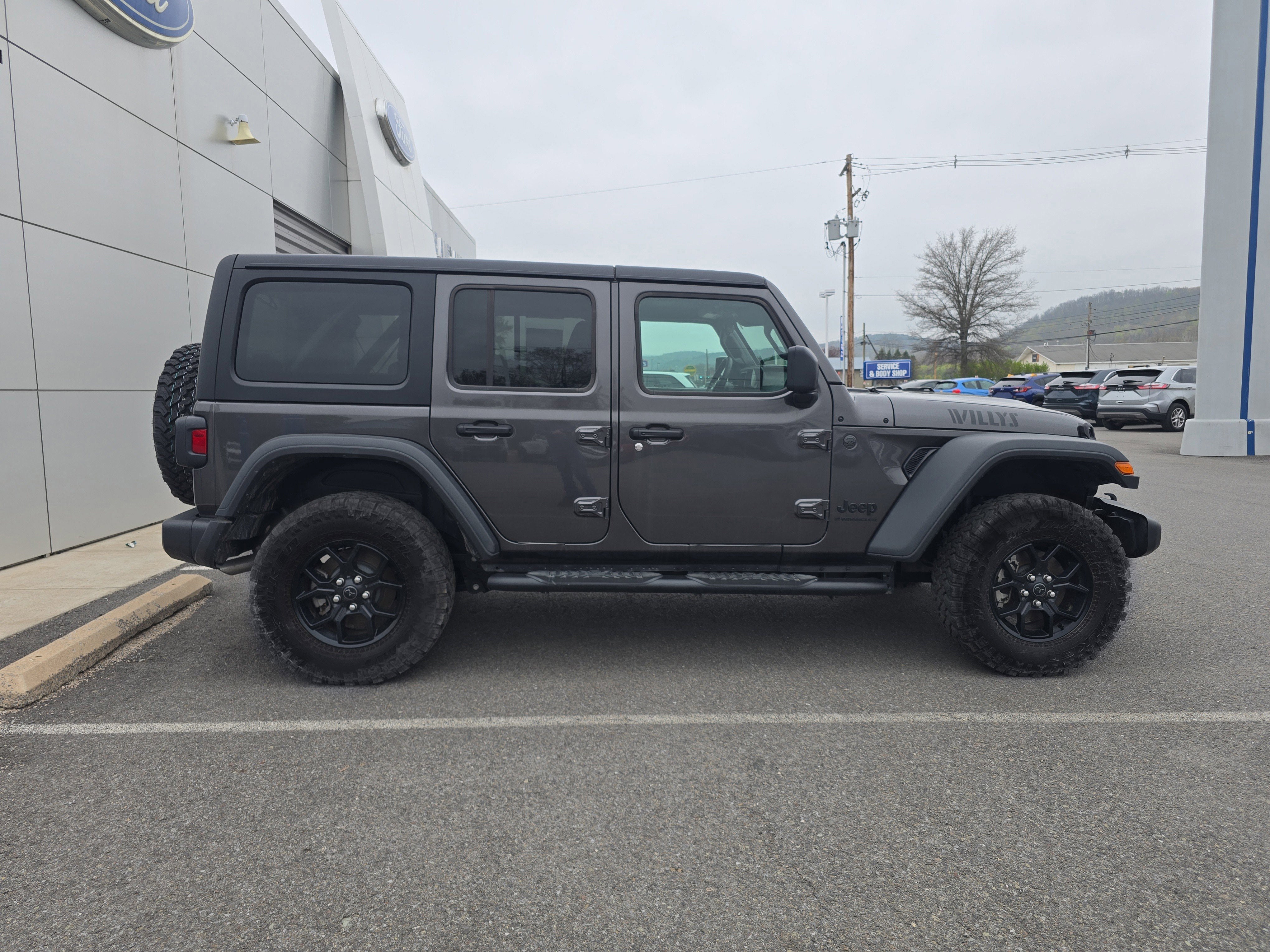 2024 Jeep Wrangler Willys