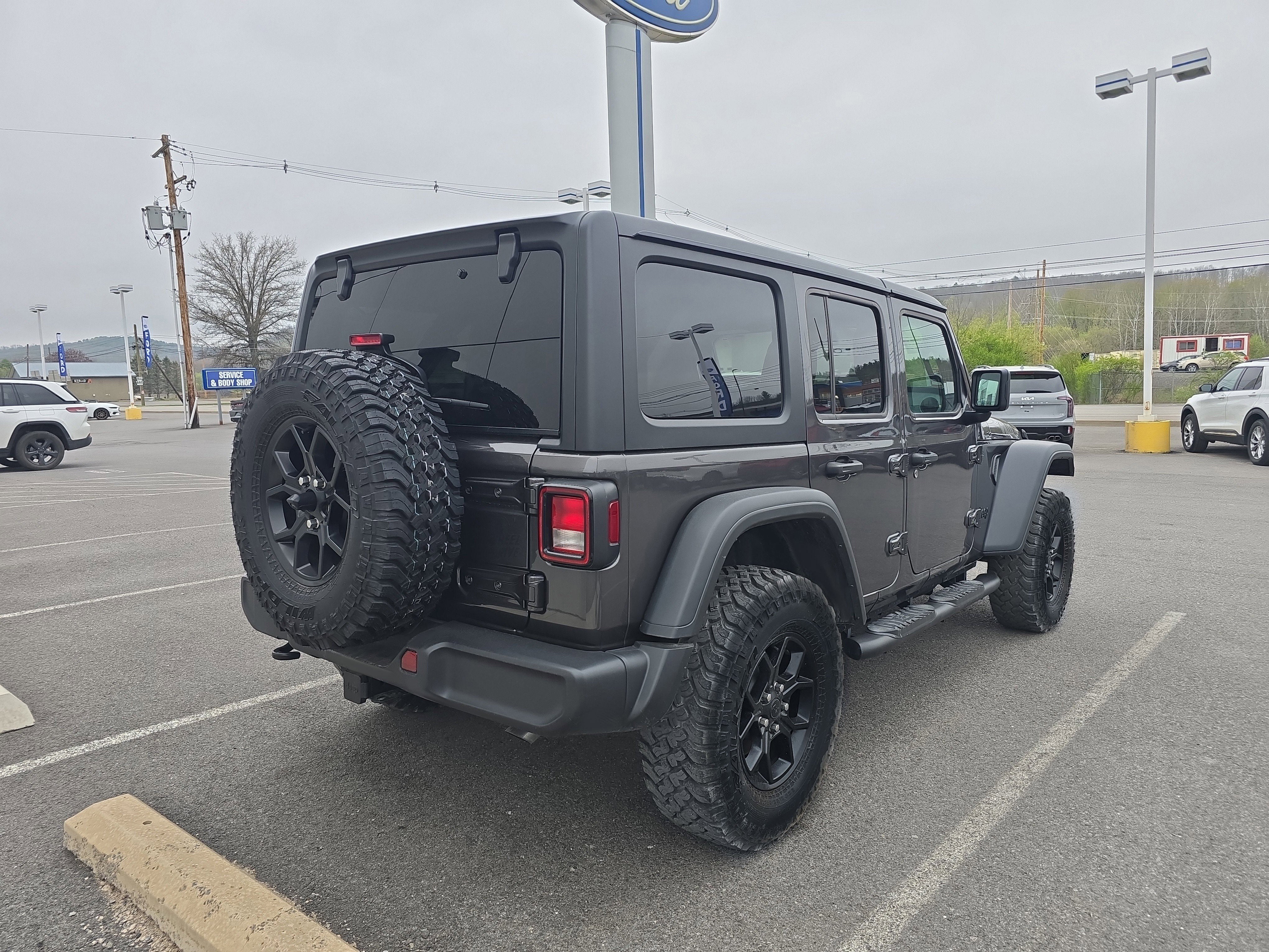 2024 Jeep Wrangler Willys