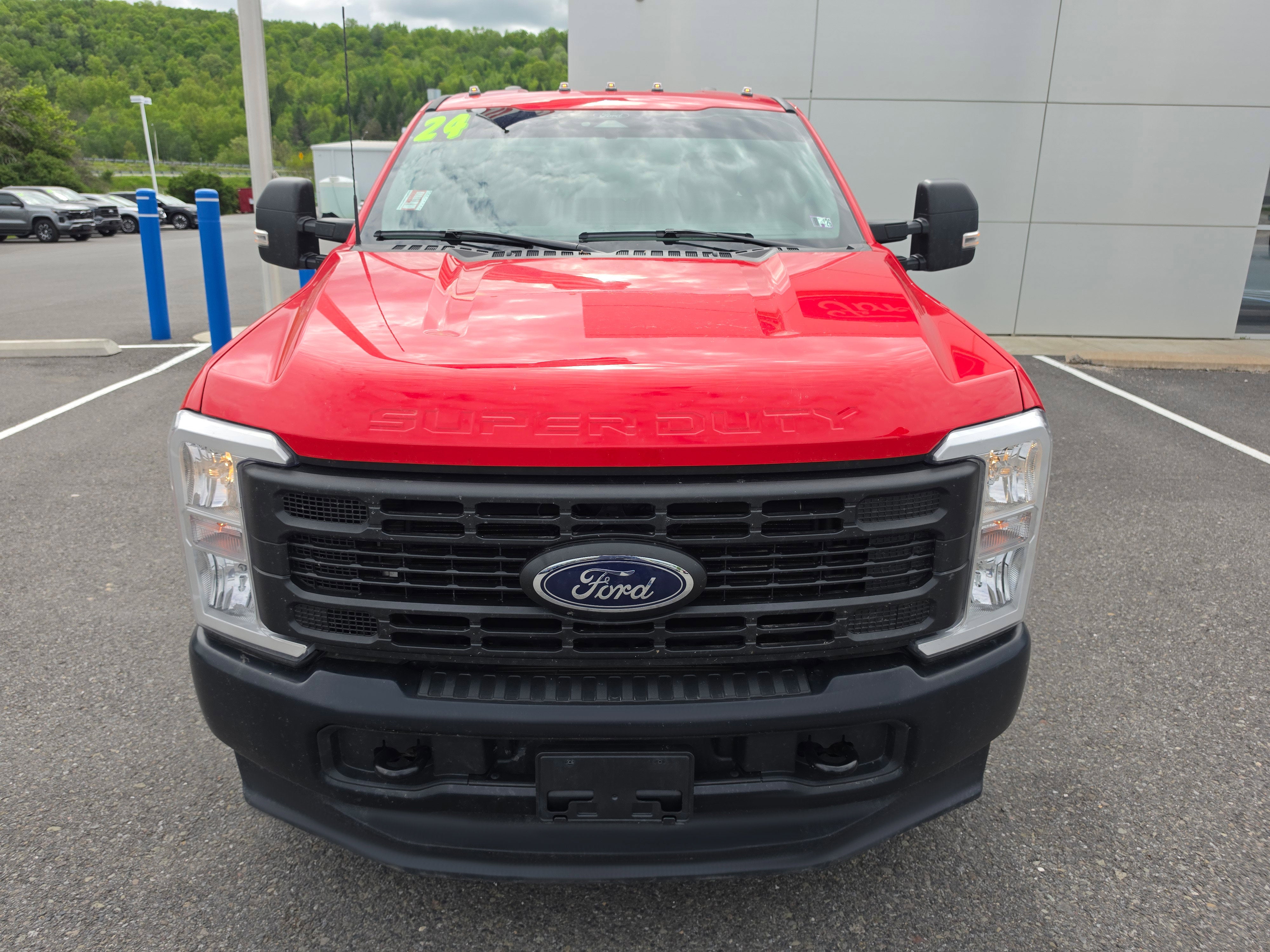 2024 Ford Super Duty F-350 SRW XL