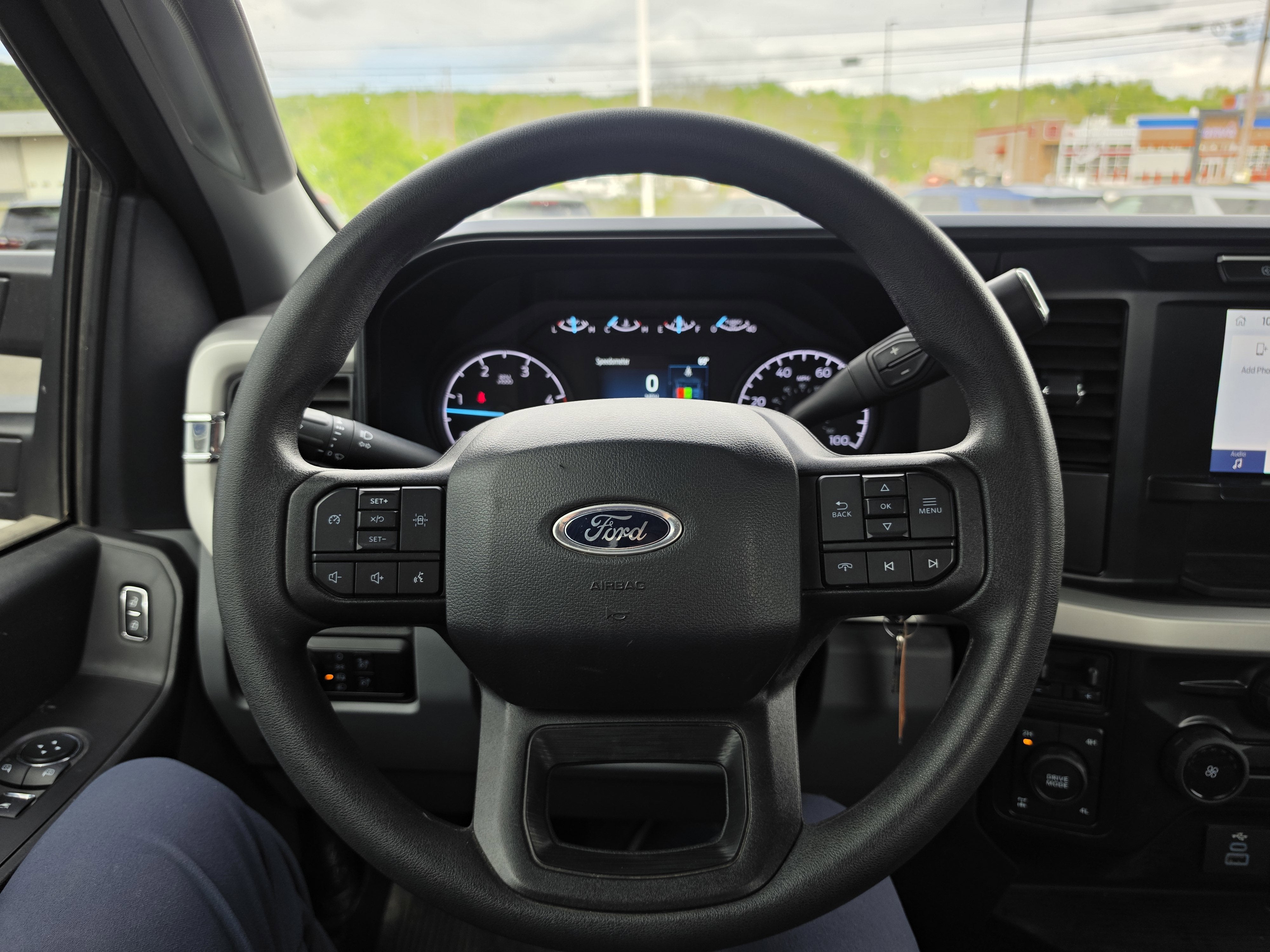 2024 Ford Super Duty F-350 SRW XL