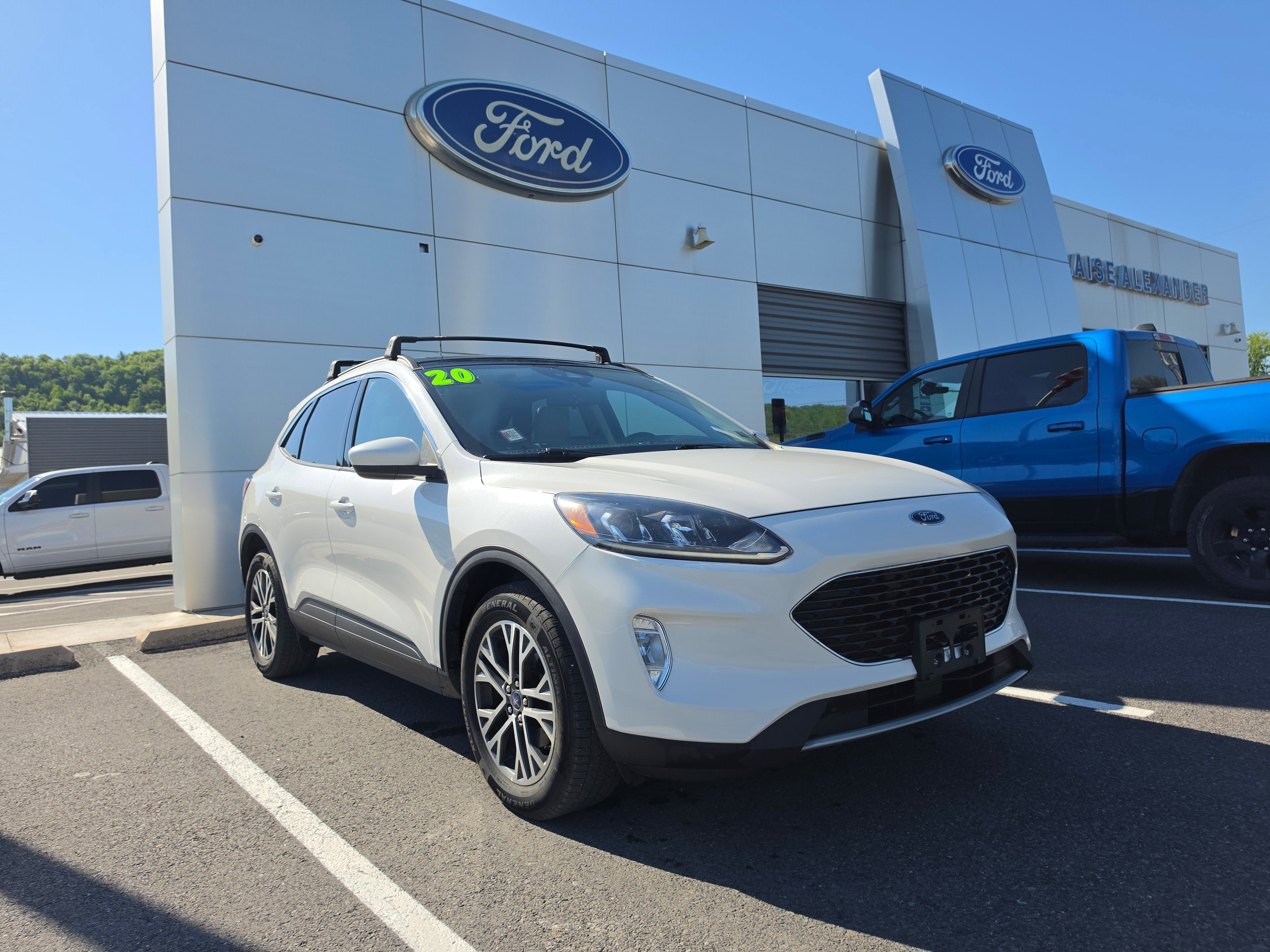 2020 Ford Escape SEL