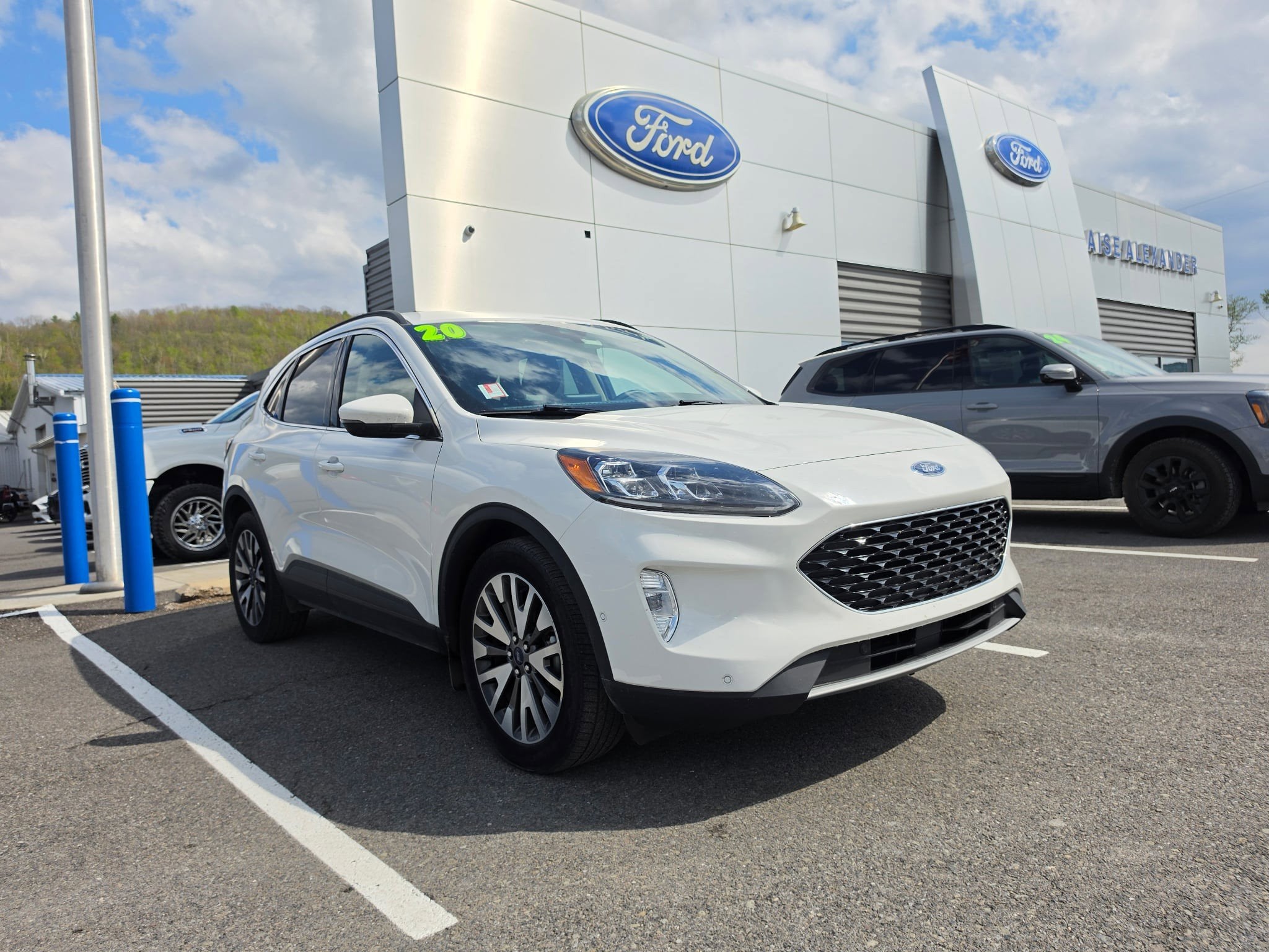 2020 Ford Escape Titanium