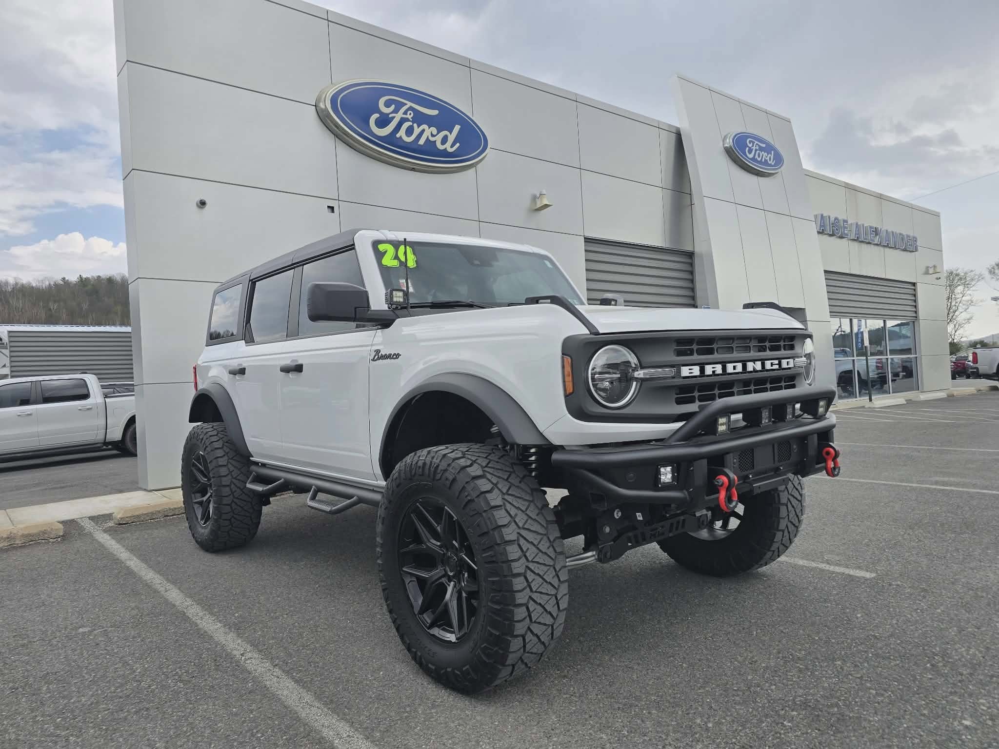 2024 Ford Bronco Black Diamond