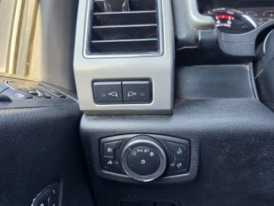 2019 Ford Super Duty F-350 DRW LARIAT