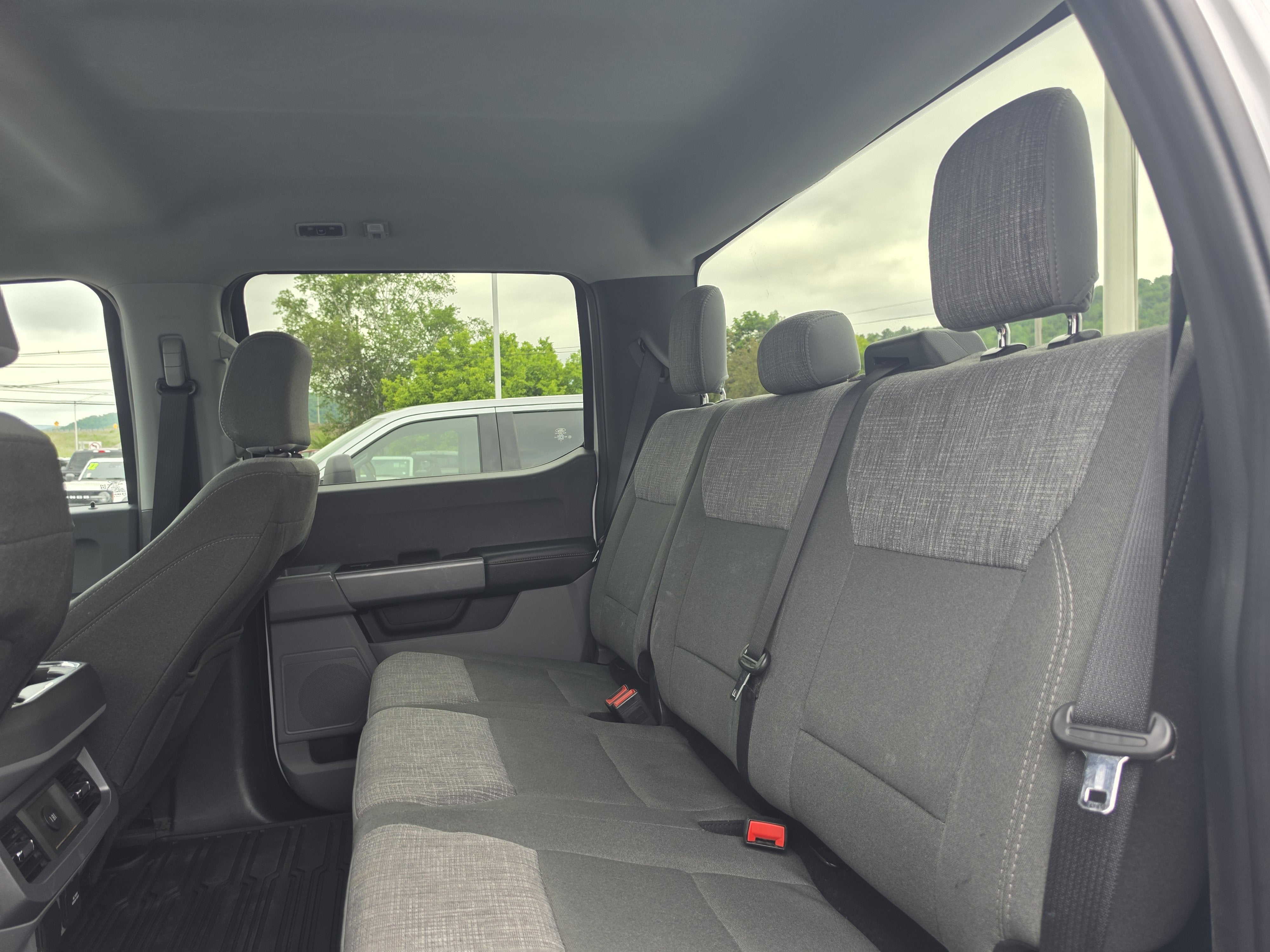 2024 Ford Super Duty F-450 DRW XLT
