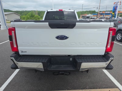 2024 Ford Super Duty F-450 DRW XLT