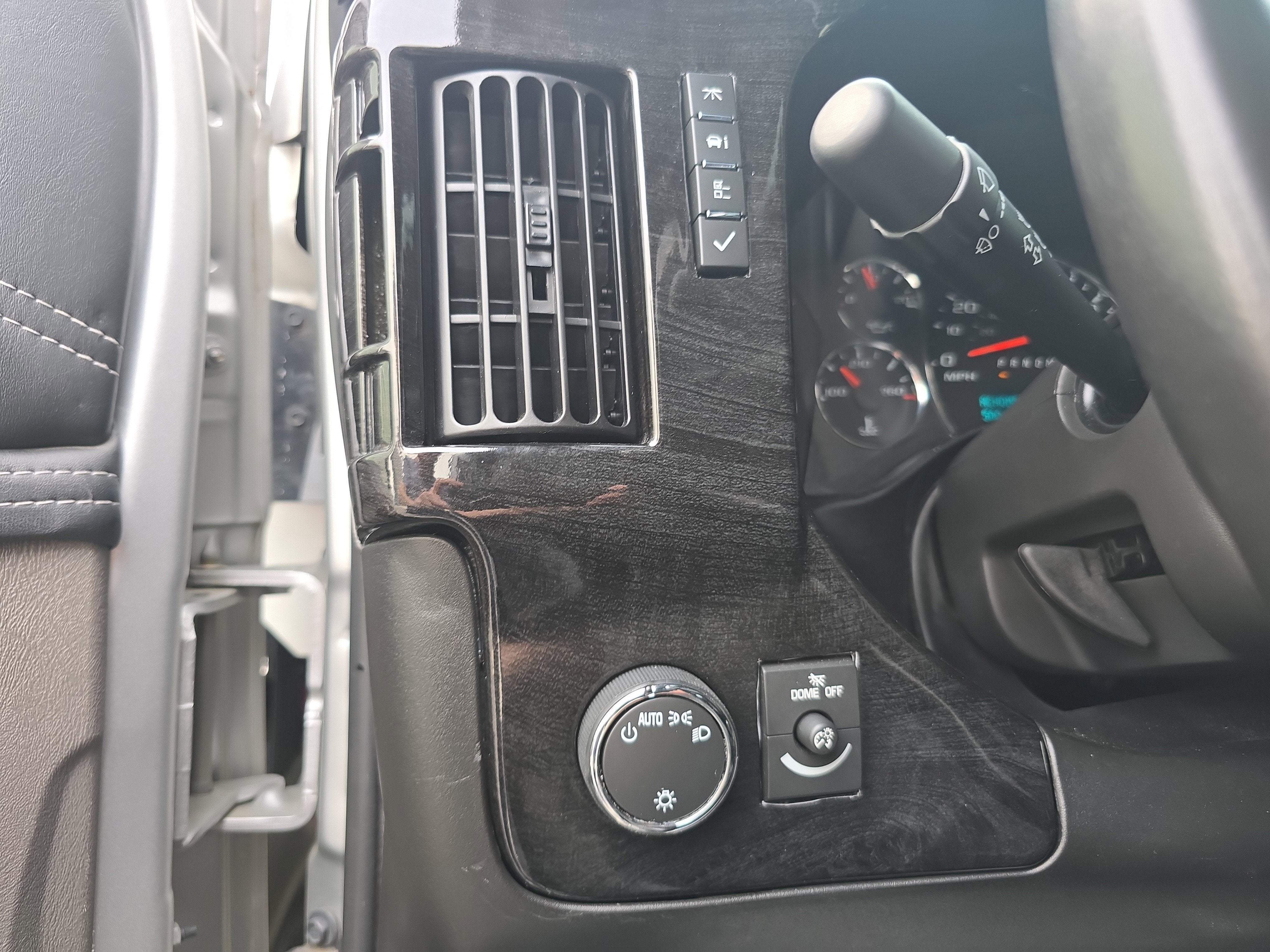 2021 Chevrolet Express Passenger LS