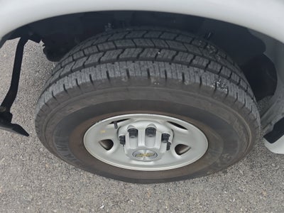 2023 Chevrolet Express Passenger LS