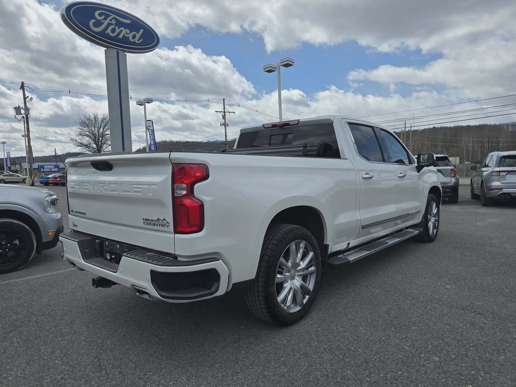2024 Chevrolet Silverado 1500 High Country