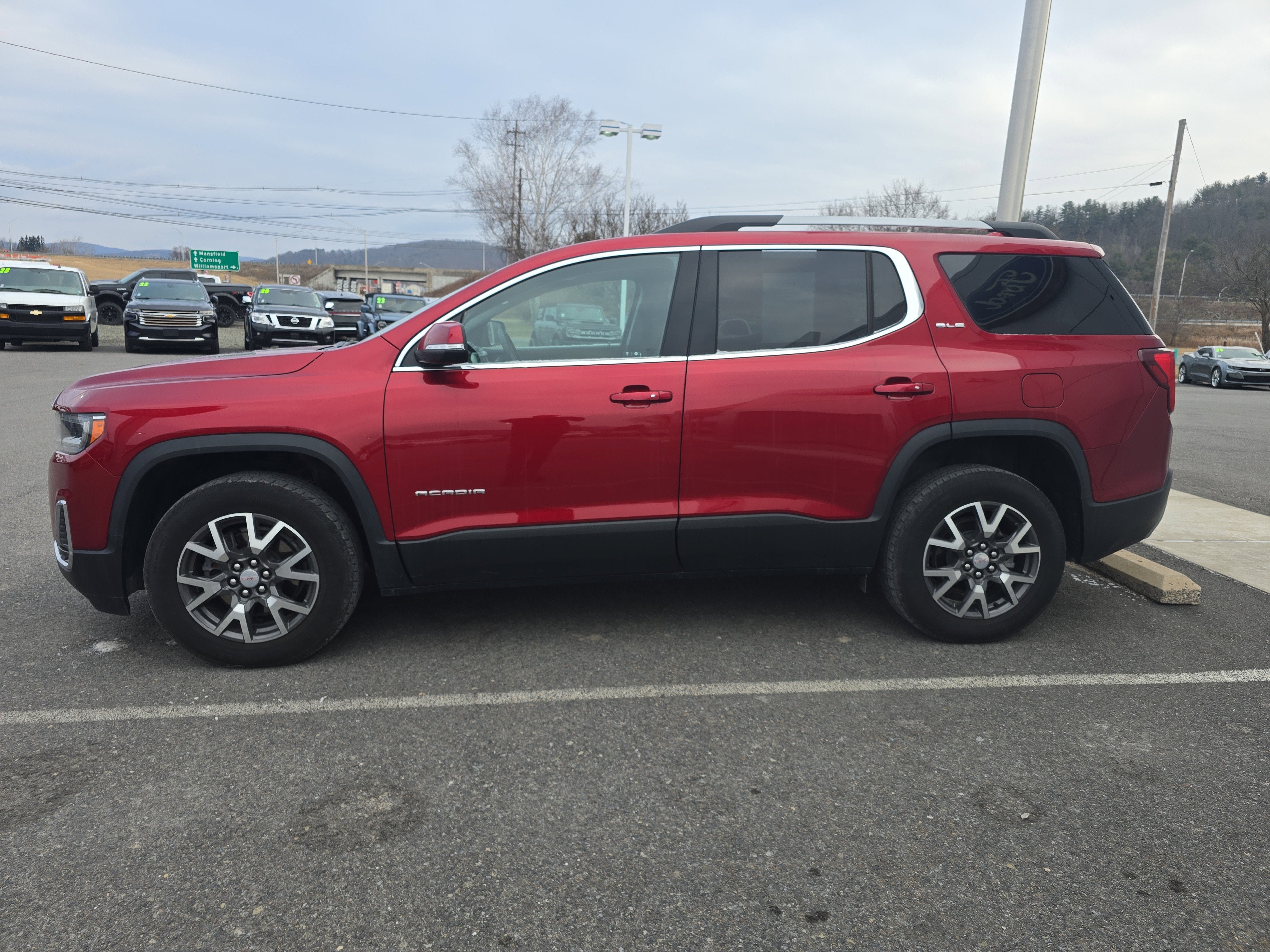 2023 GMC Acadia SLE