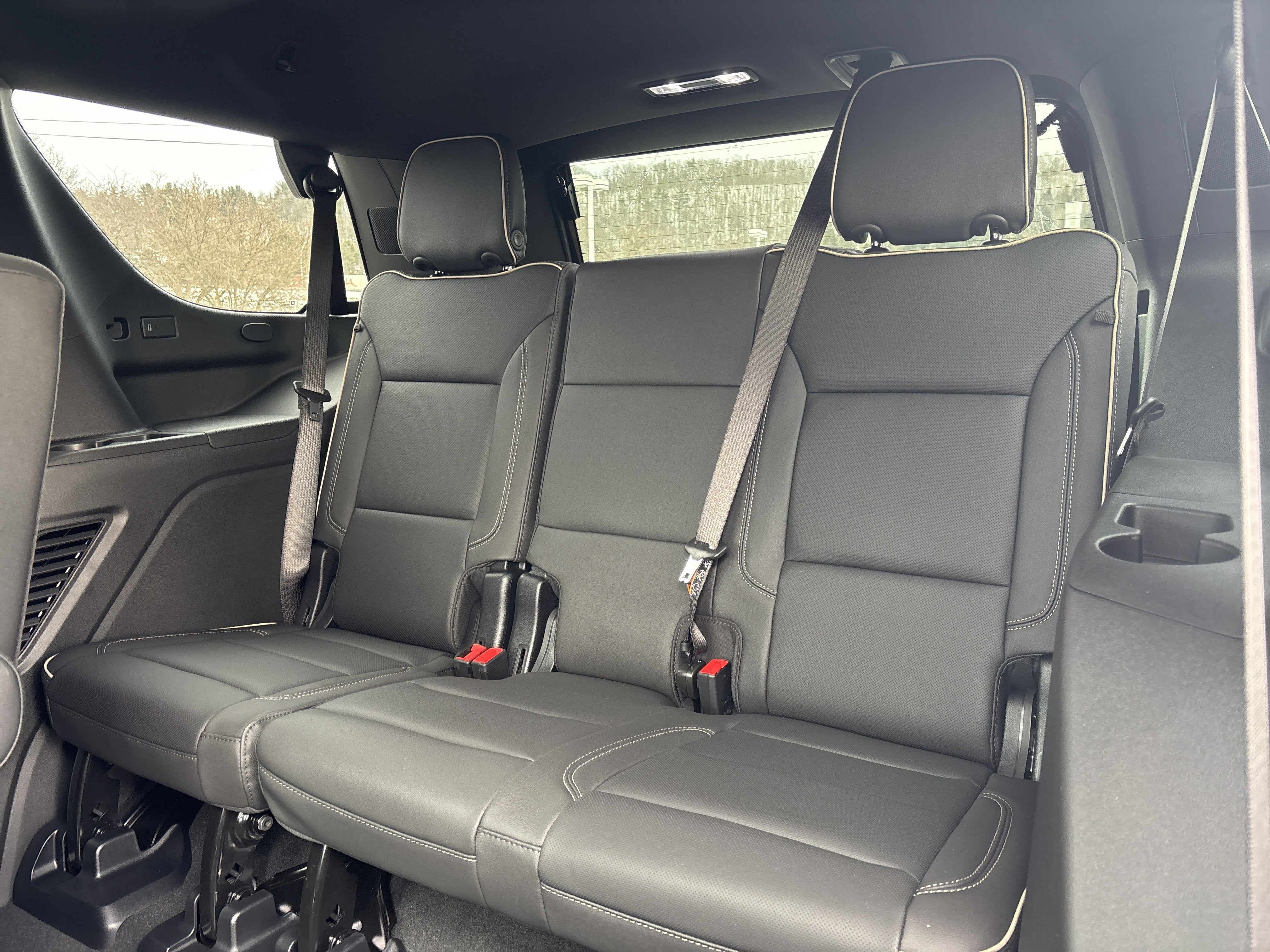 2025 GMC Yukon Elevation