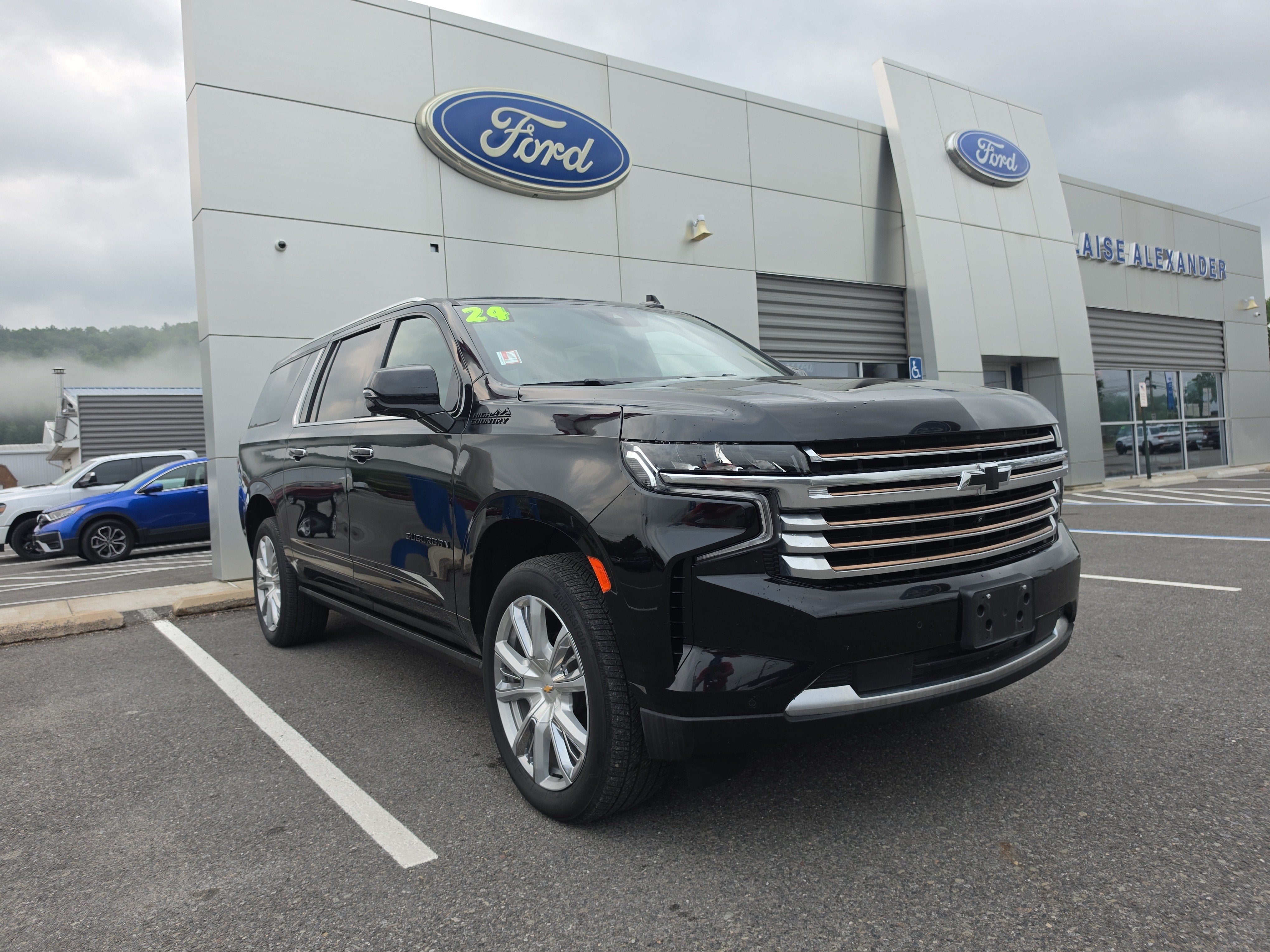 2024 Chevrolet Suburban High Country