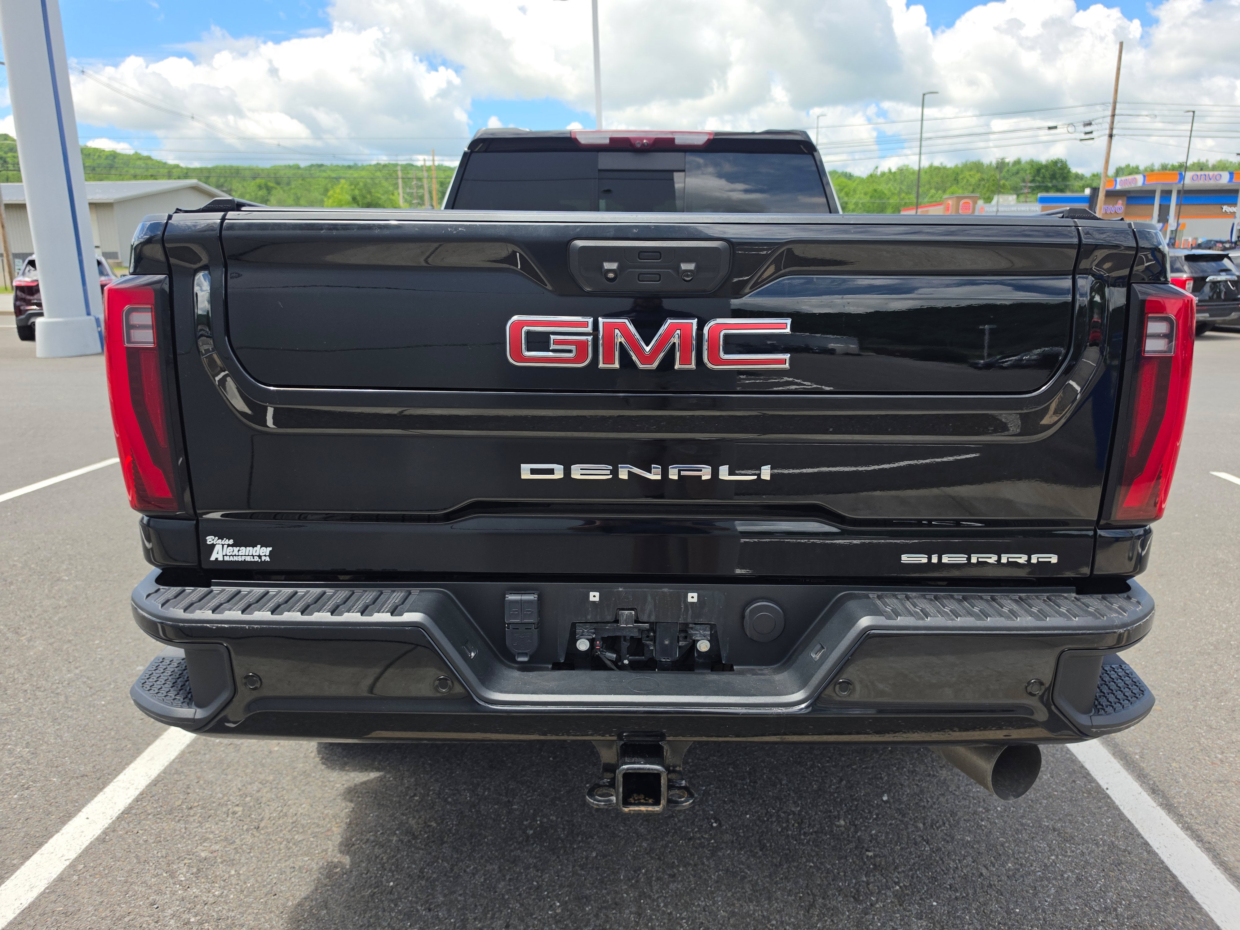 2024 GMC Sierra 2500HD Denali