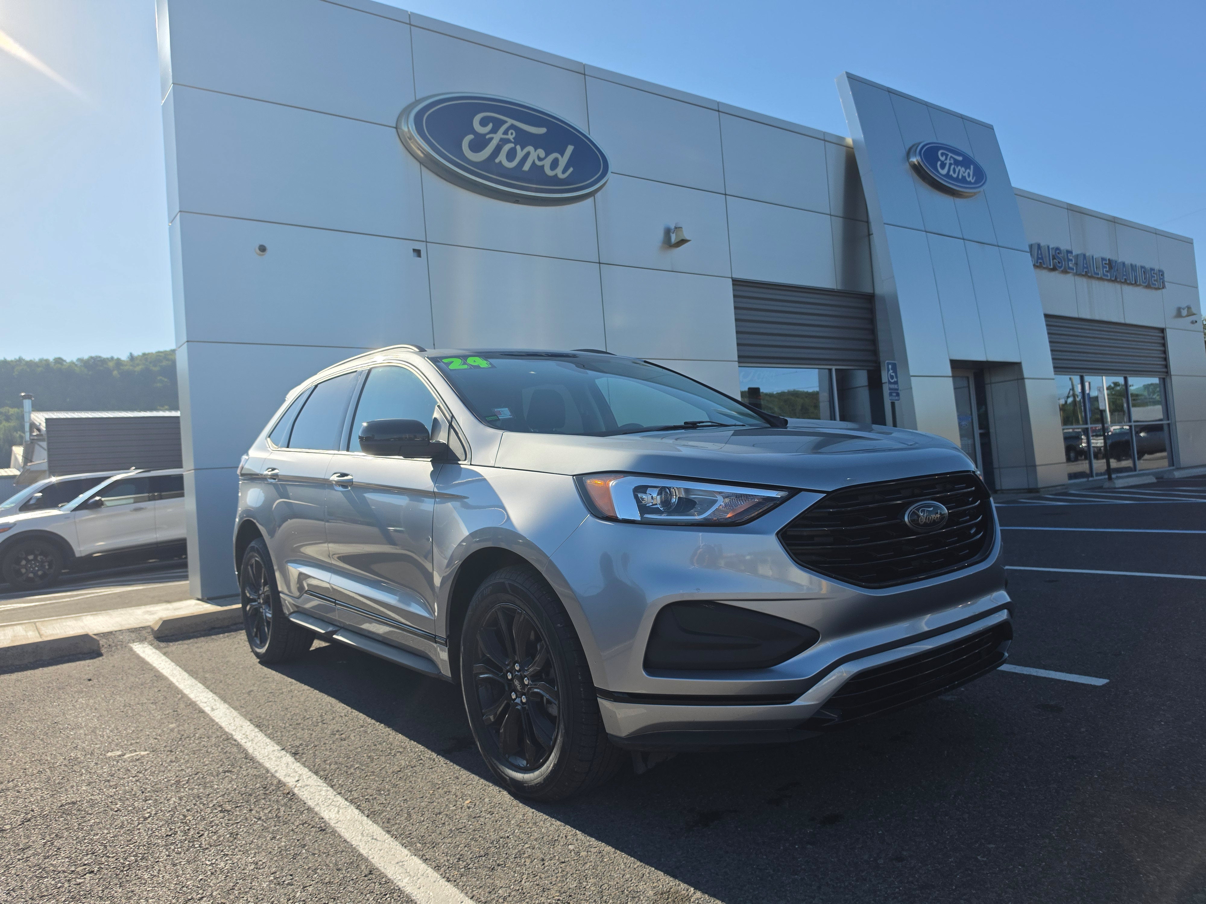 2024 Ford Edge SE