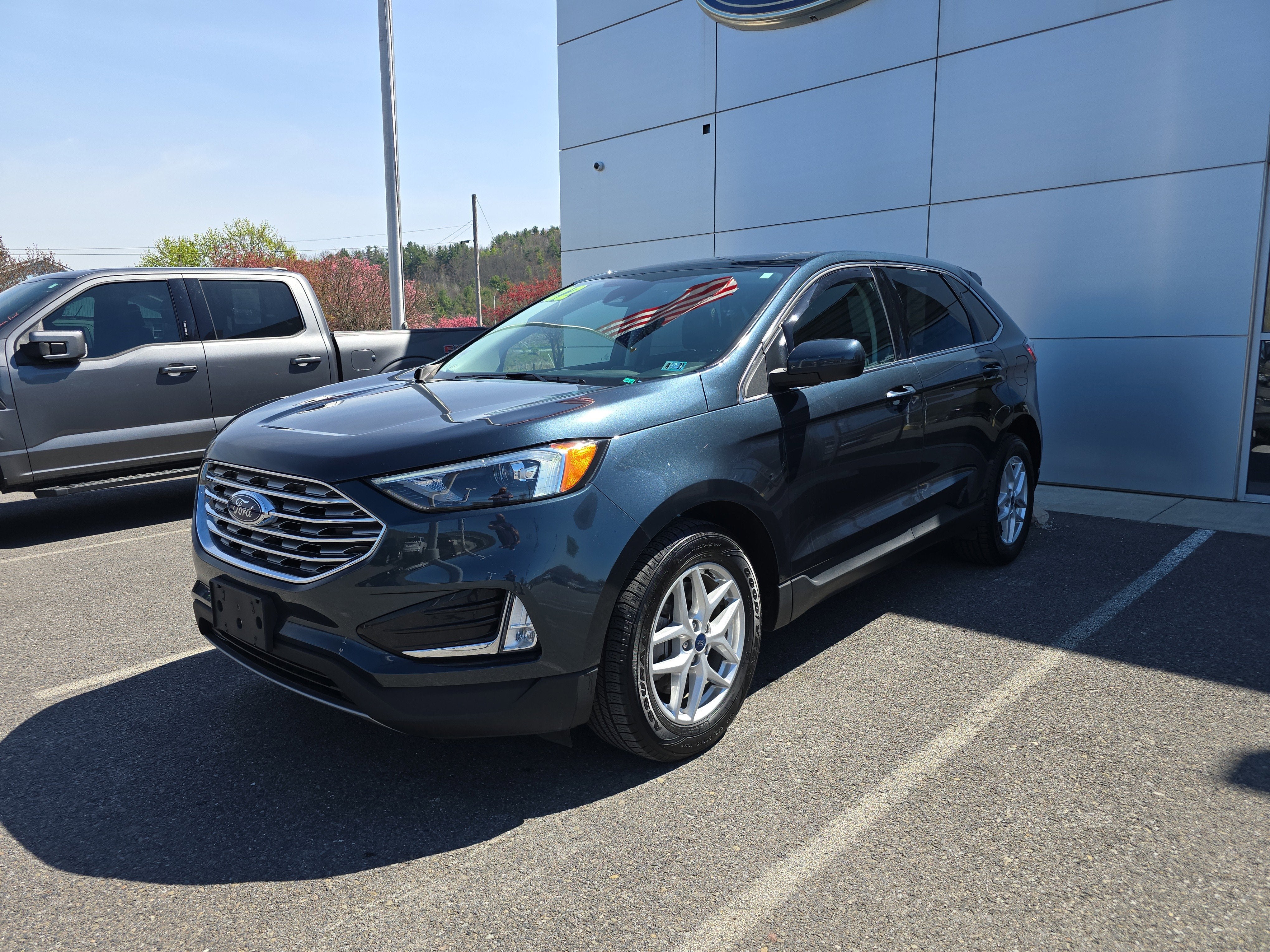 2022 Ford Edge SEL