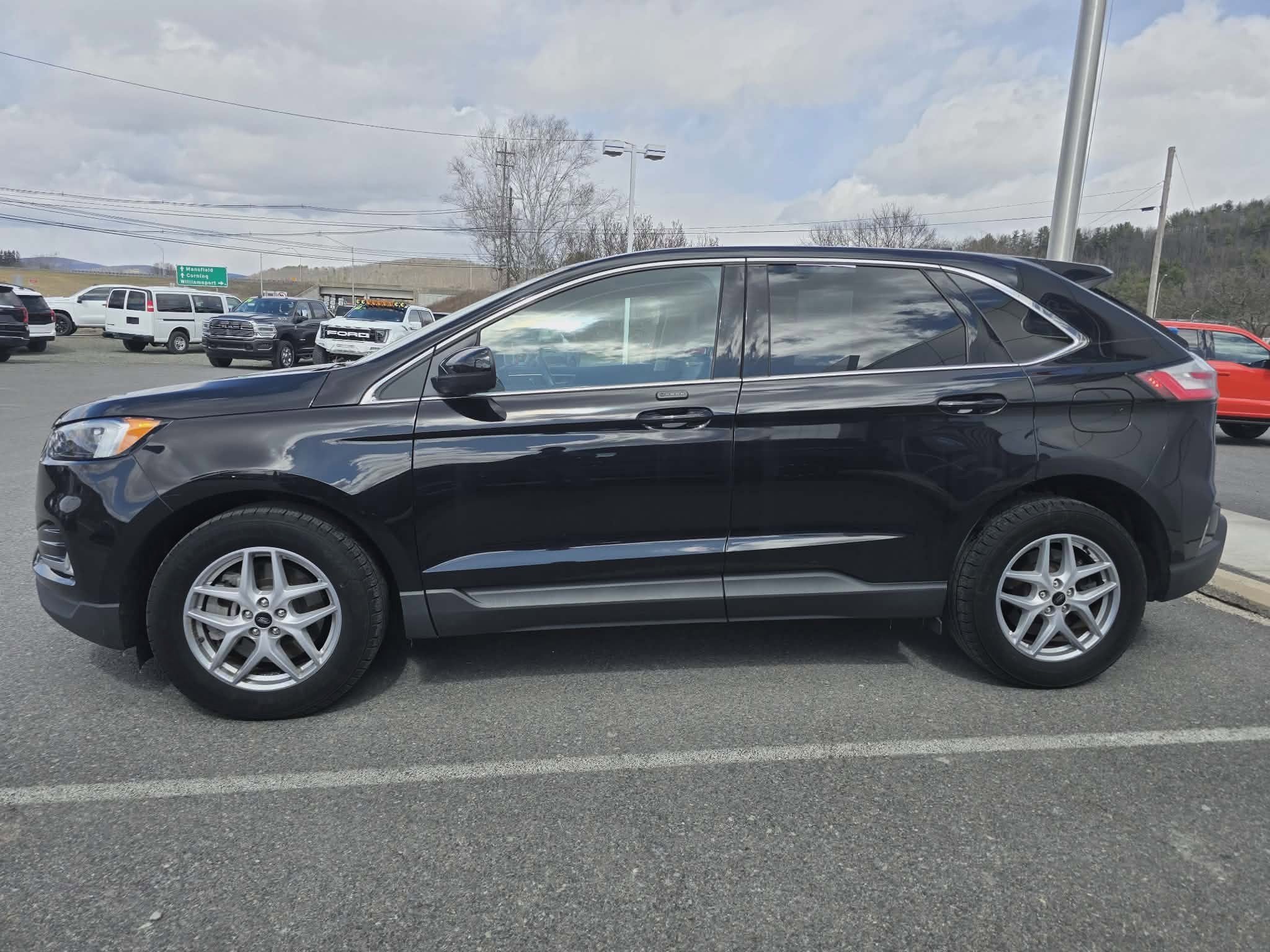2023 Ford Edge SEL