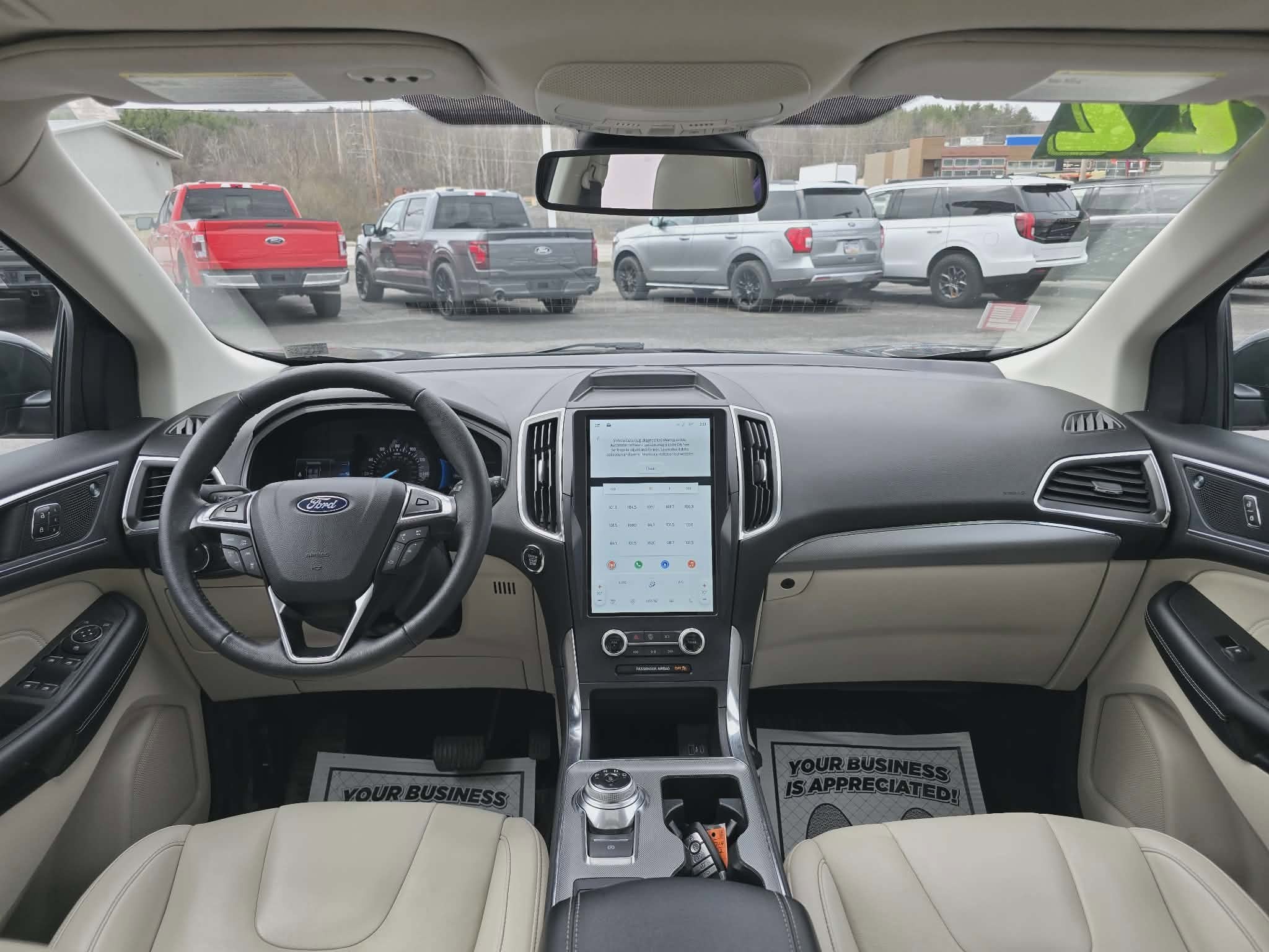 2022 Ford Edge Titanium