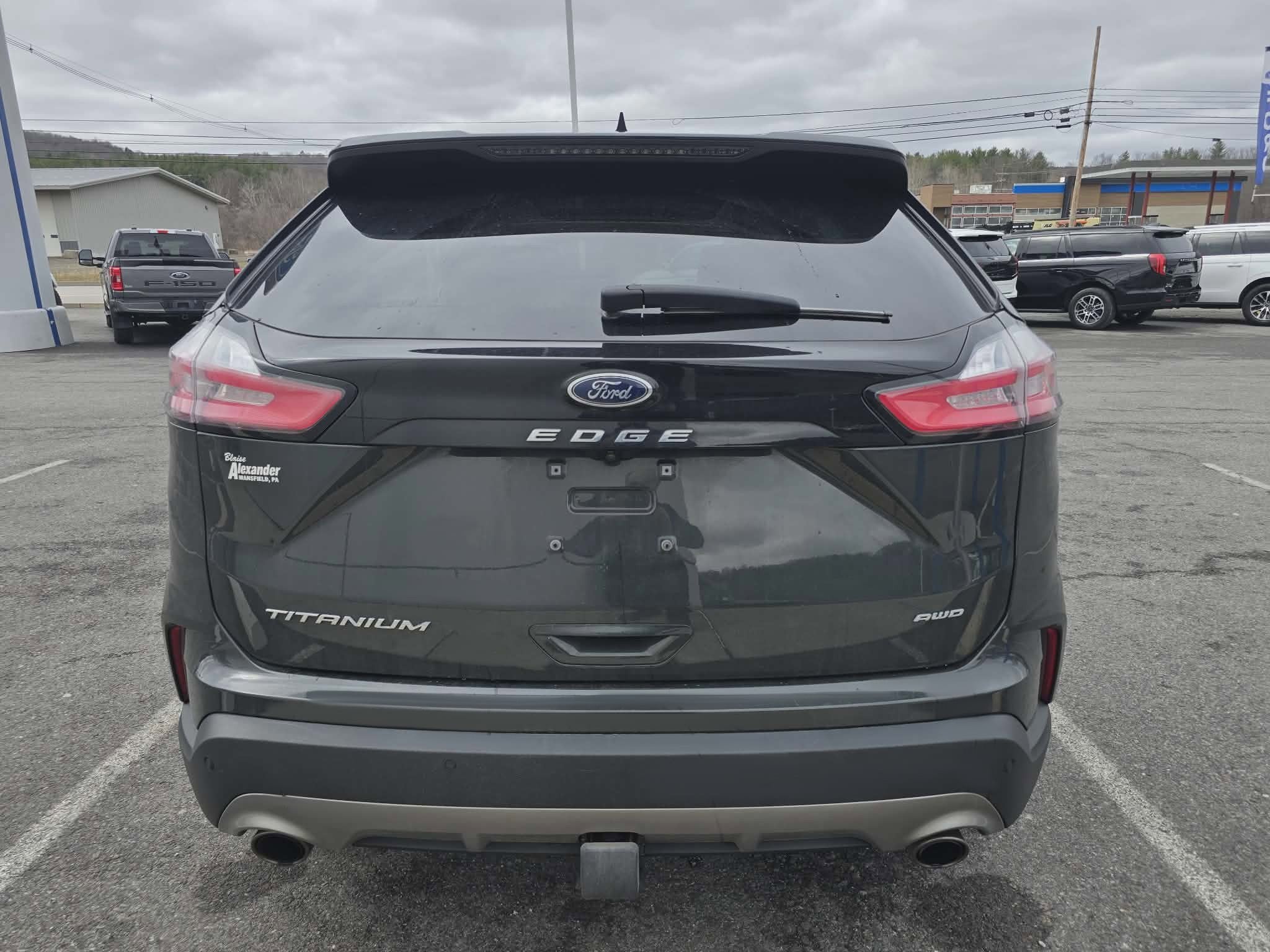 2022 Ford Edge Titanium