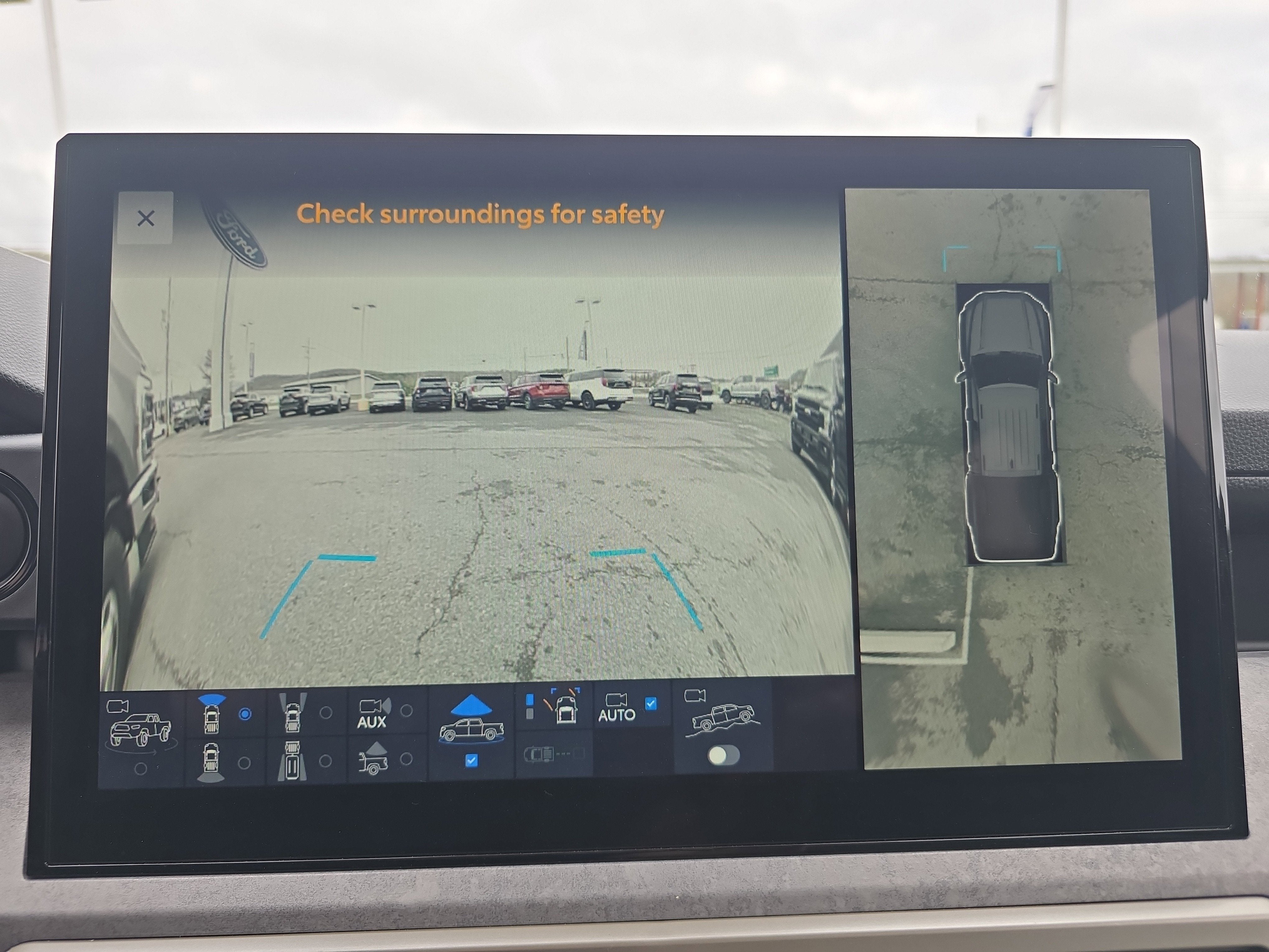 2025 Toyota Tacoma 4WD Trailhunter Hybrid