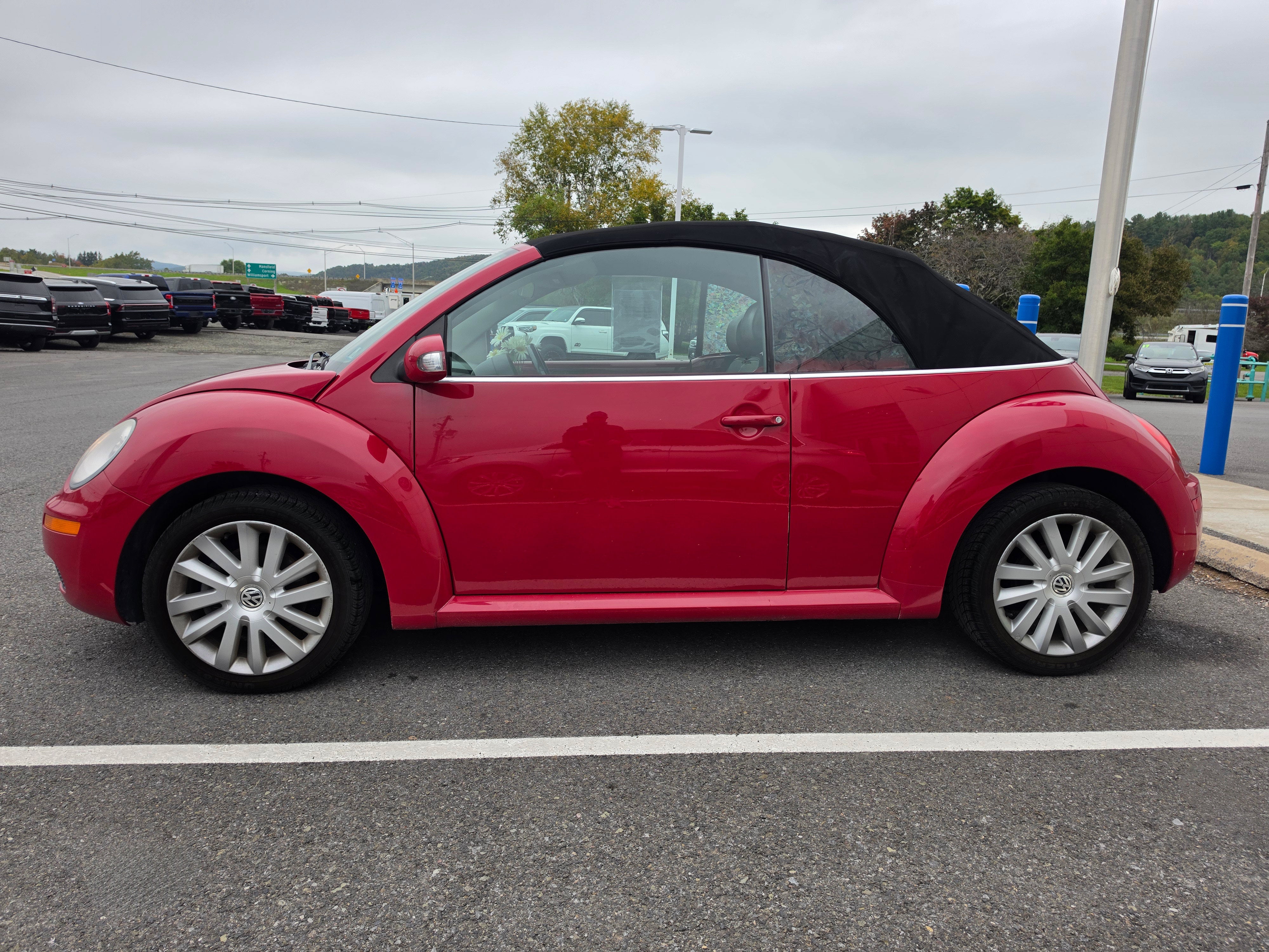 2009 Volkswagen New Beetle Convertible S