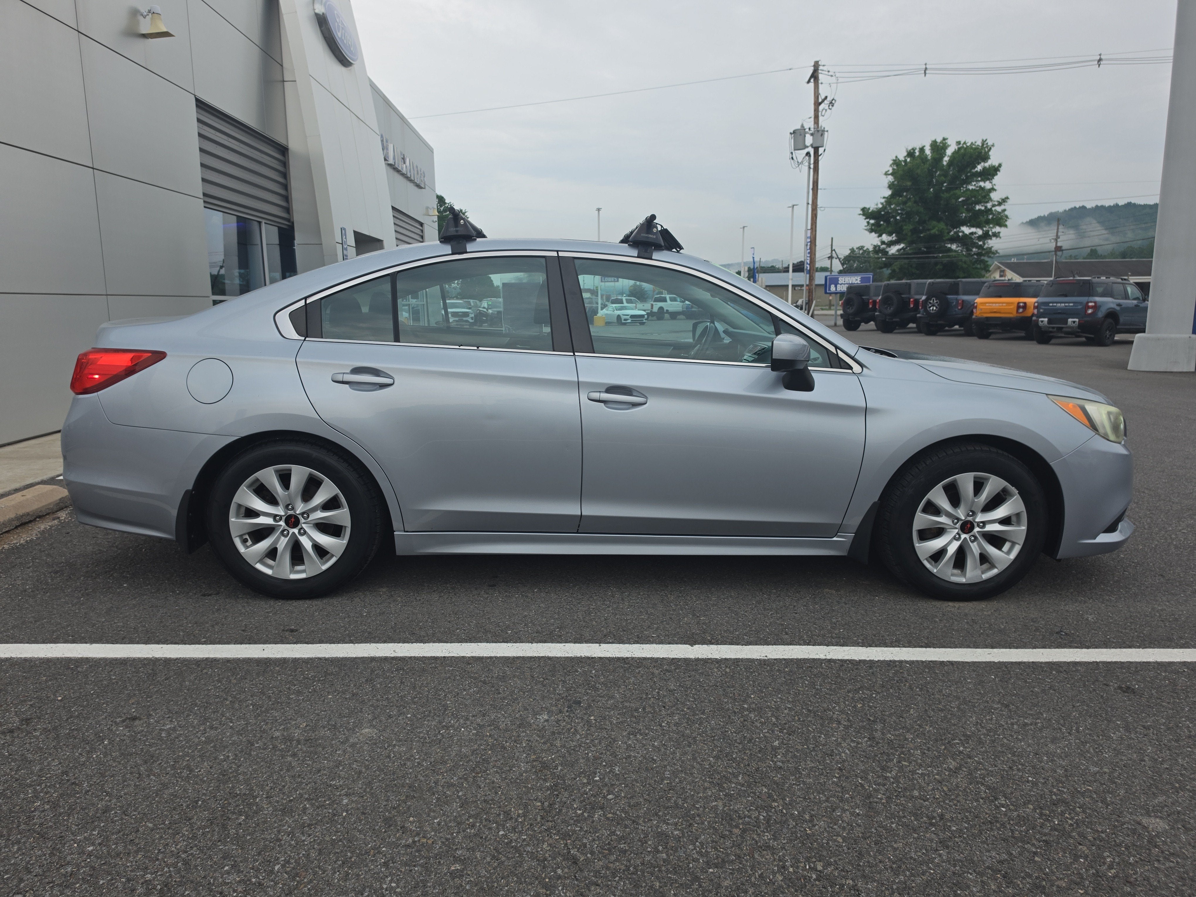 2015 Subaru Legacy 2.5i Premium