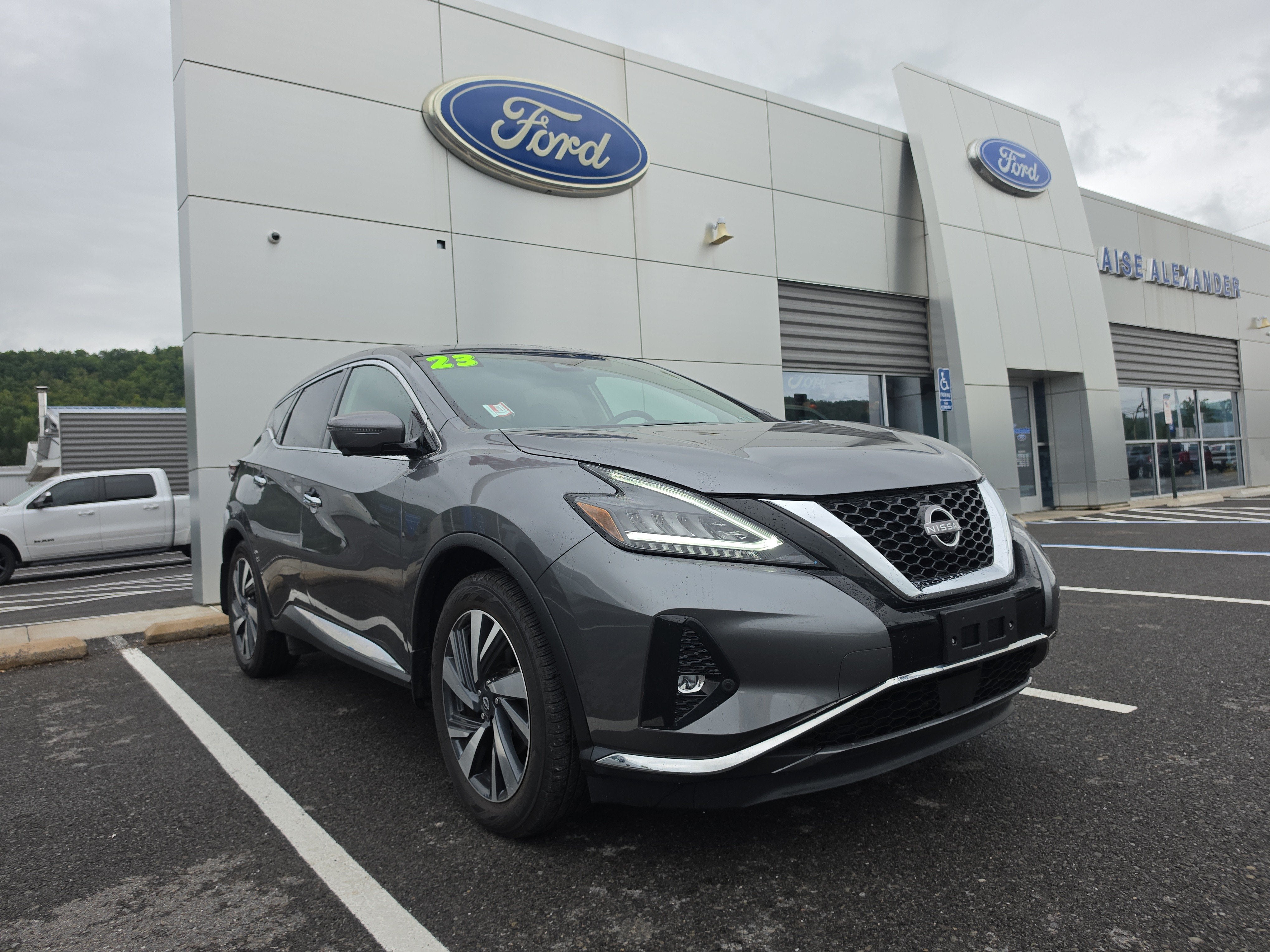 2023 Nissan Murano SL