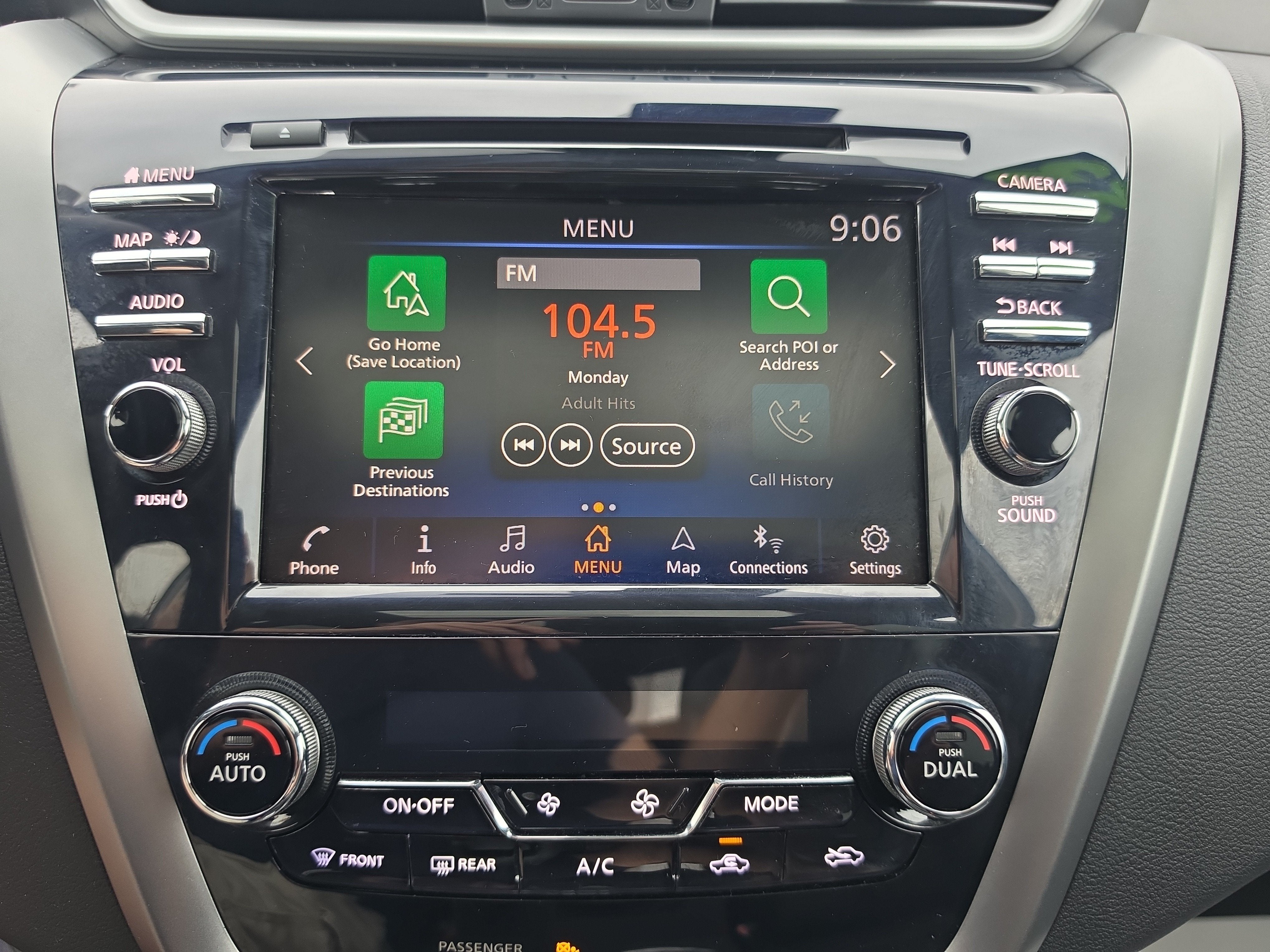 2023 Nissan Murano SL