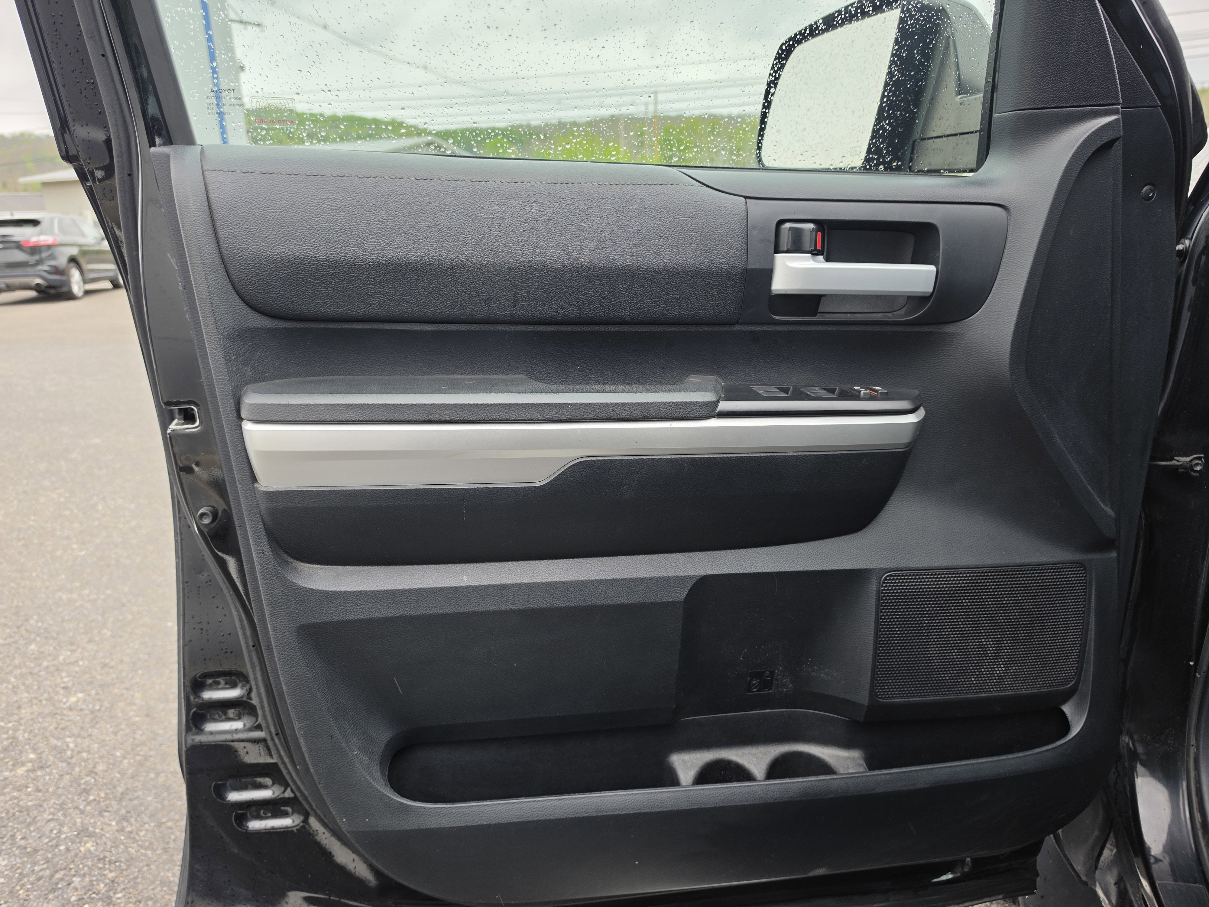 2016 Toyota Tundra 4WD Truck SR5