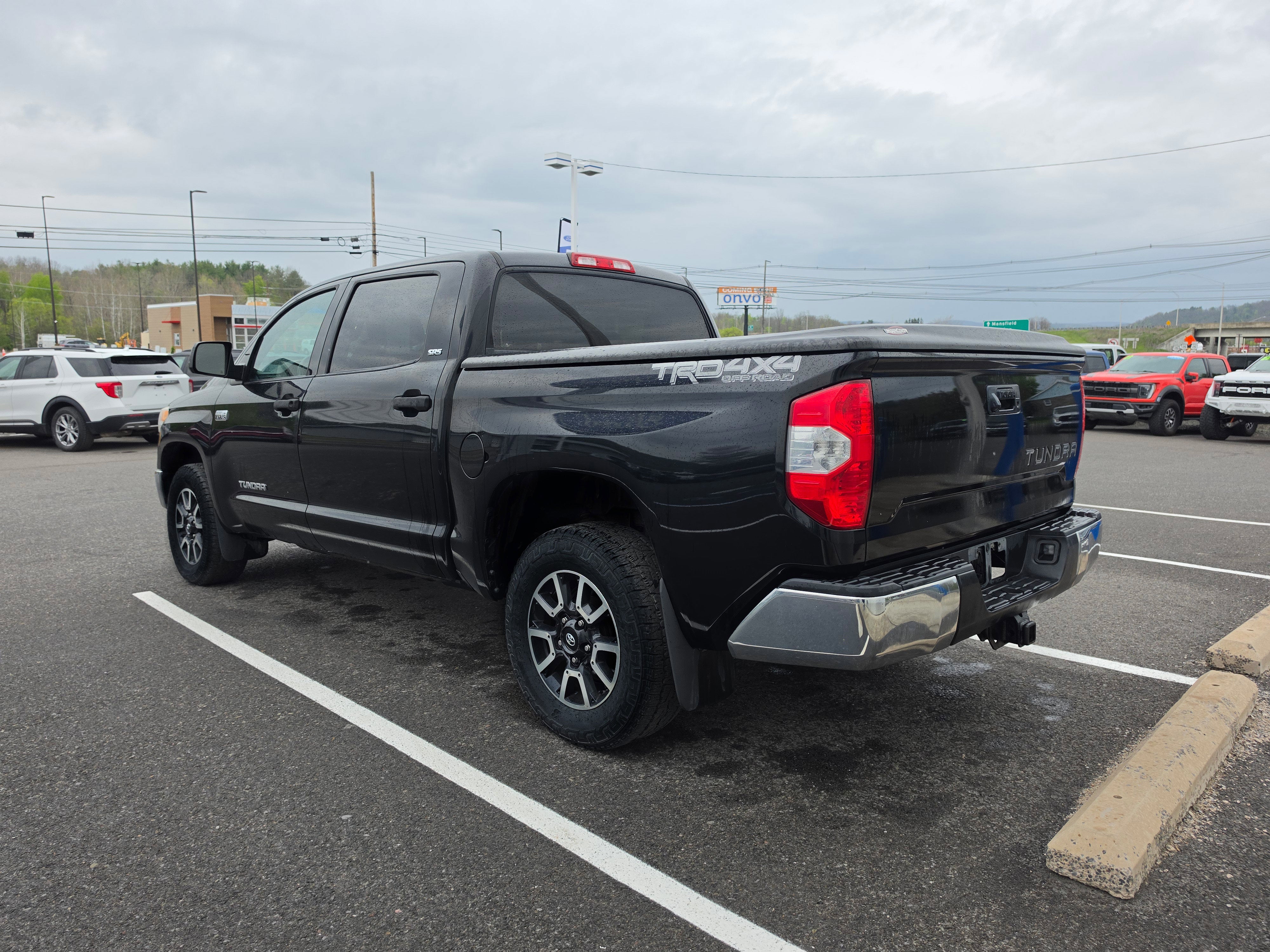 2016 Toyota Tundra 4WD Truck SR5