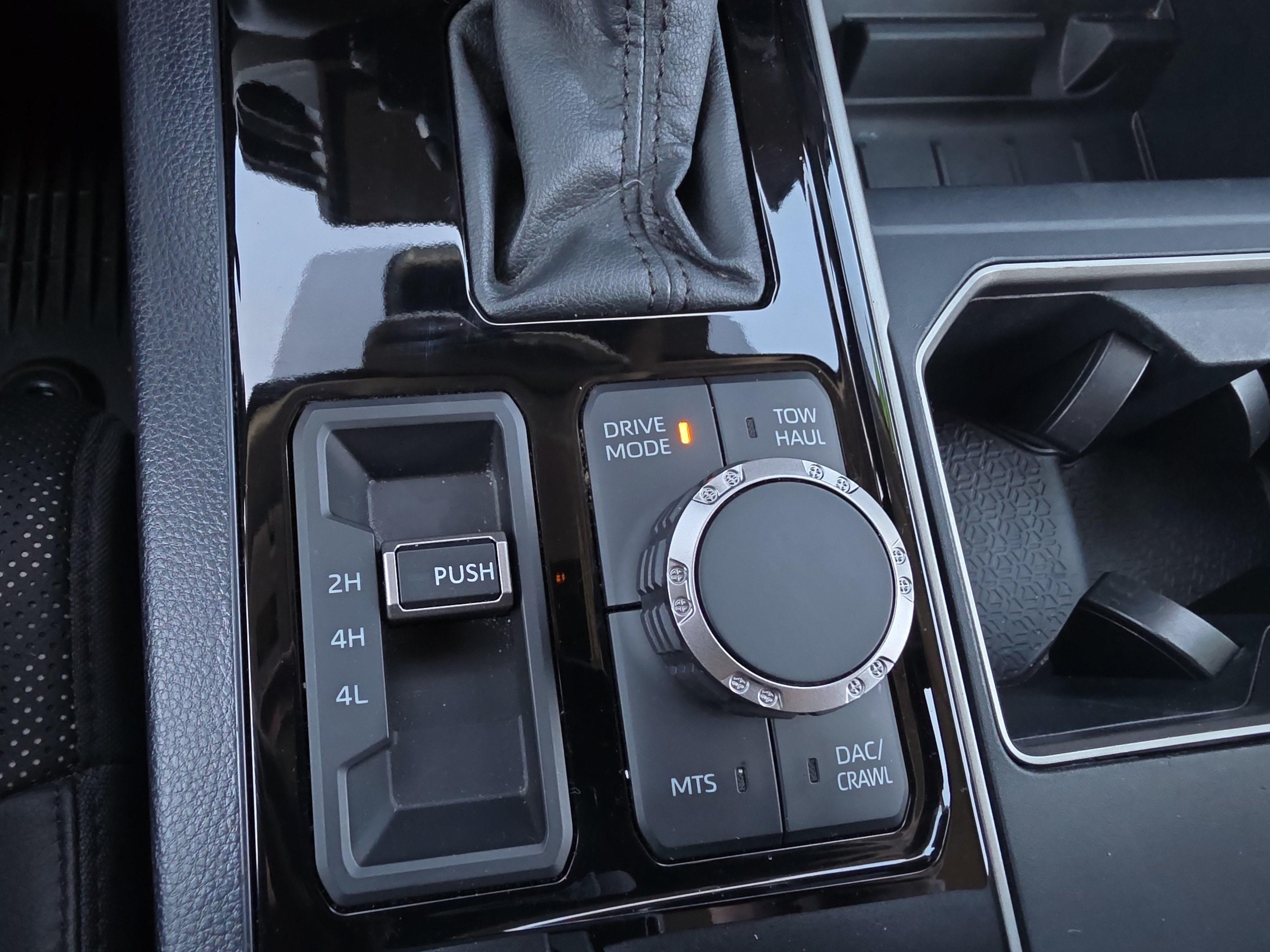 2023 Toyota Tundra 4WD SR5