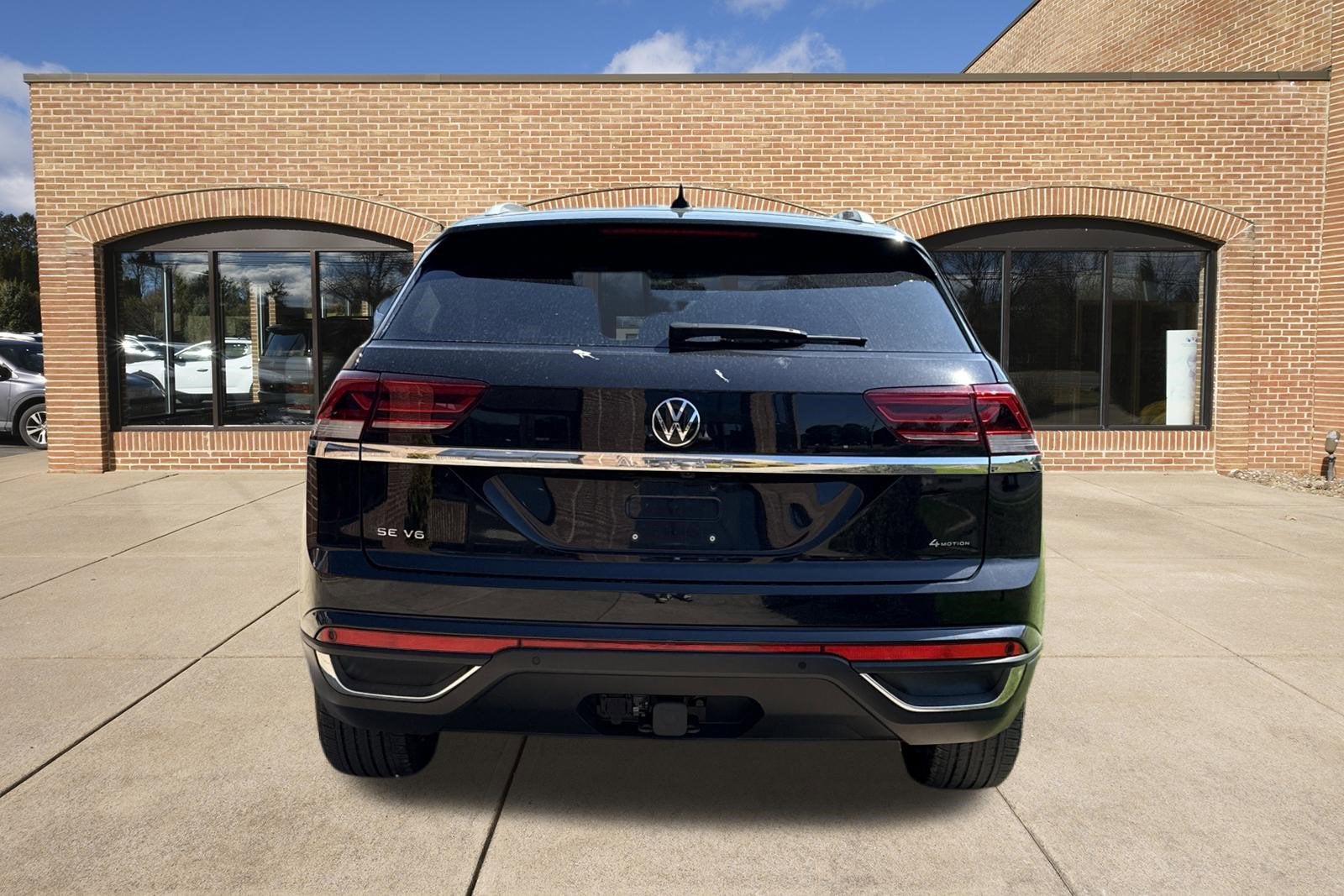 2023 Volkswagen Atlas Cross Sport 3.6L V6 SE w/Technology