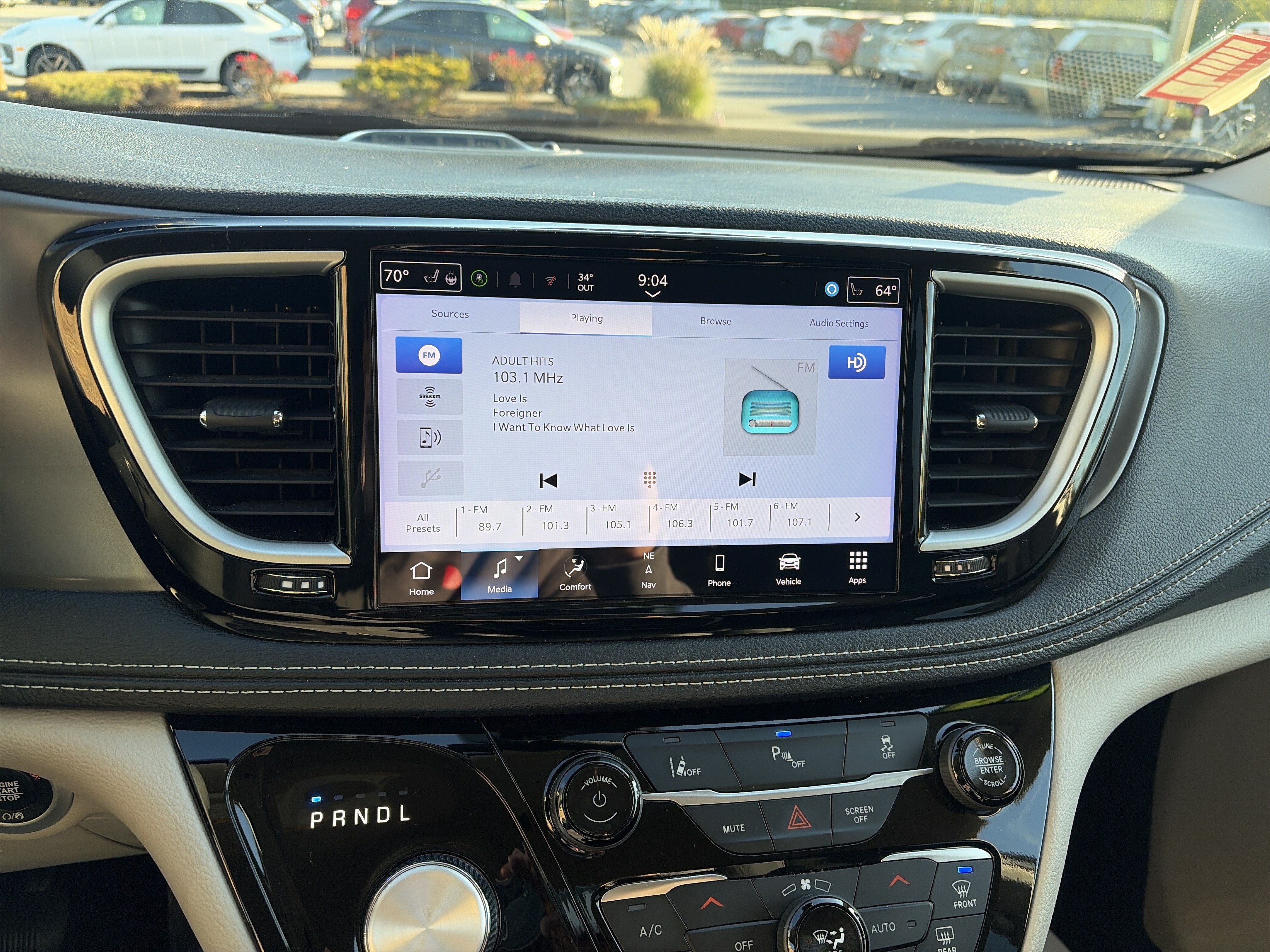 2024 Chrysler Pacifica Hybrid Select