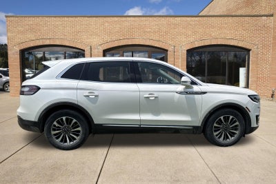 2019 Lincoln Nautilus Select