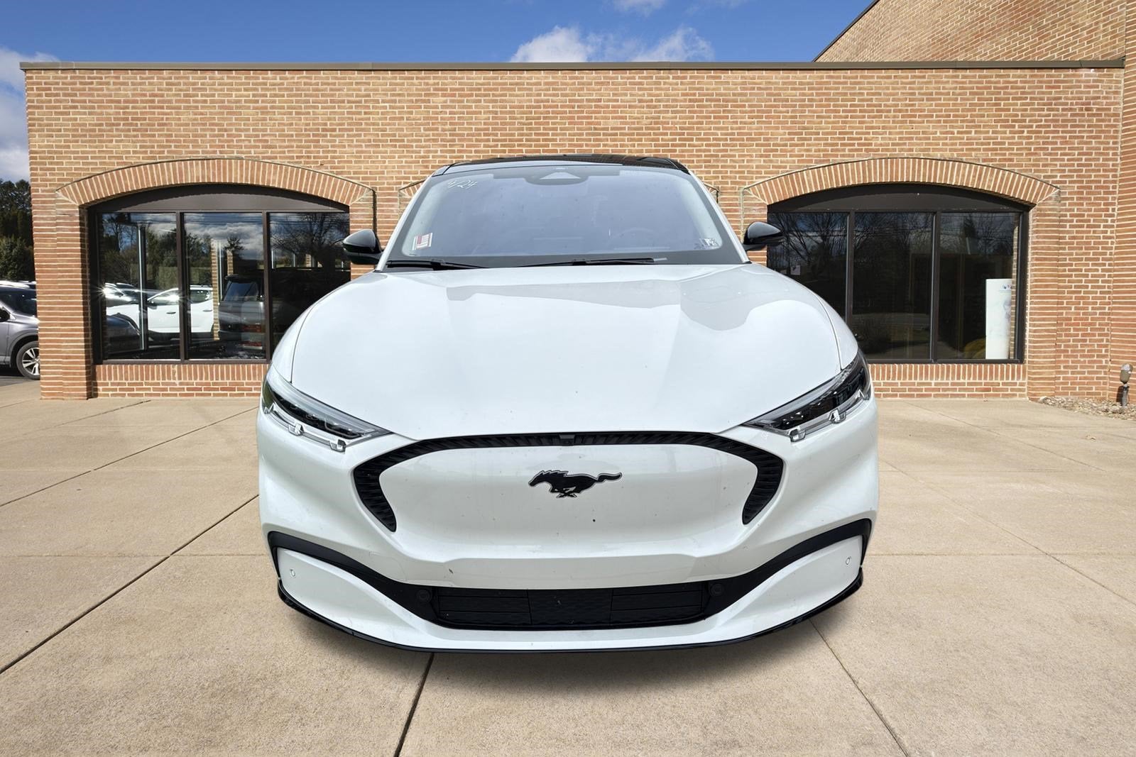 2023 Ford Mustang Mach-E California Route 1