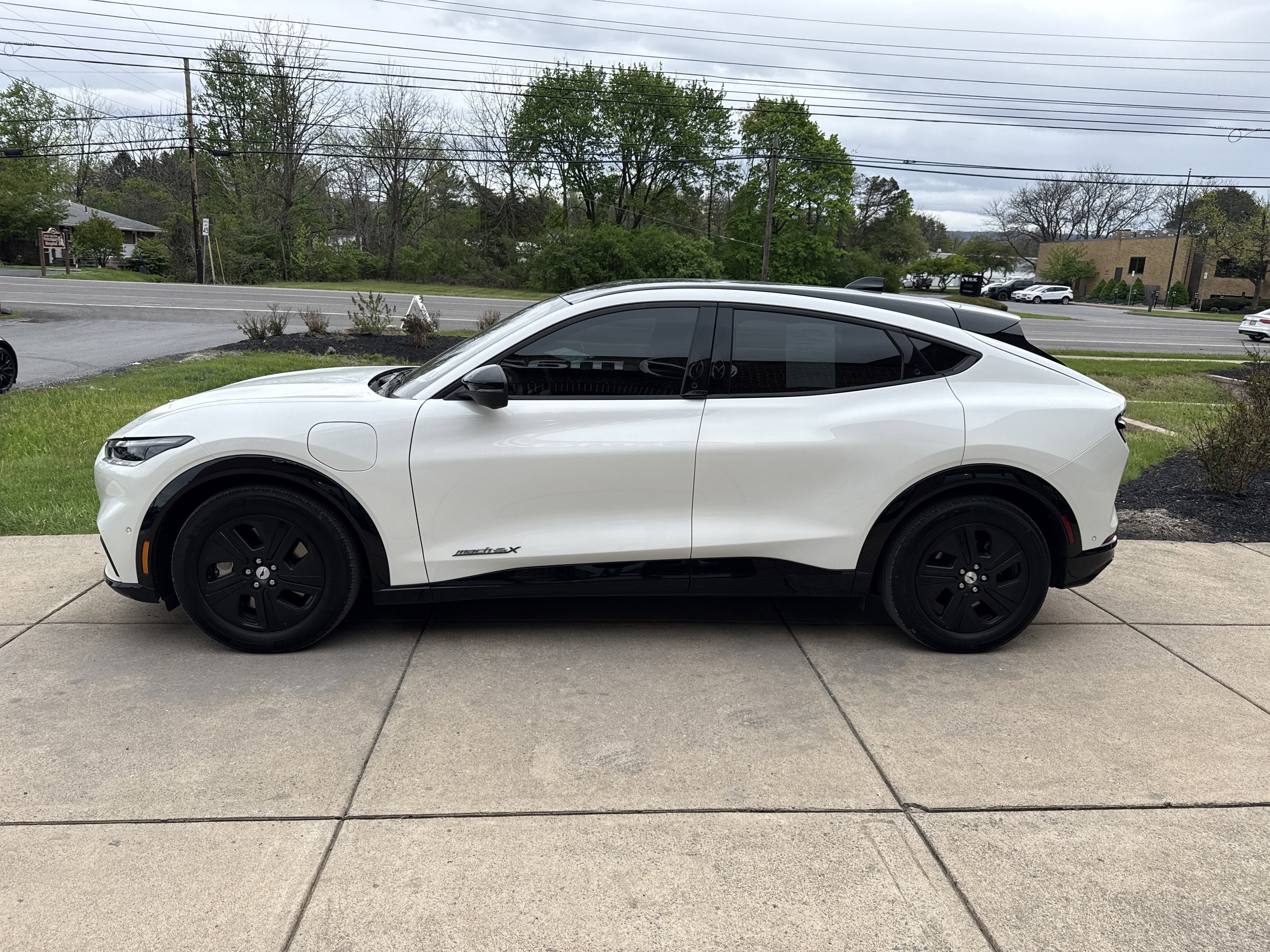 2023 Ford Mustang Mach-E California Route 1