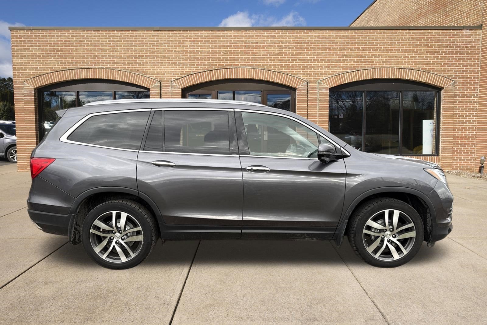 2017 Honda Pilot Touring