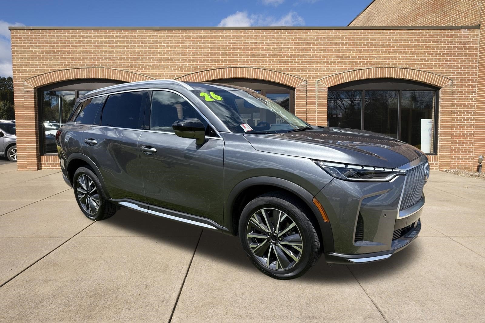 2026 INFINITI QX60 LUXE