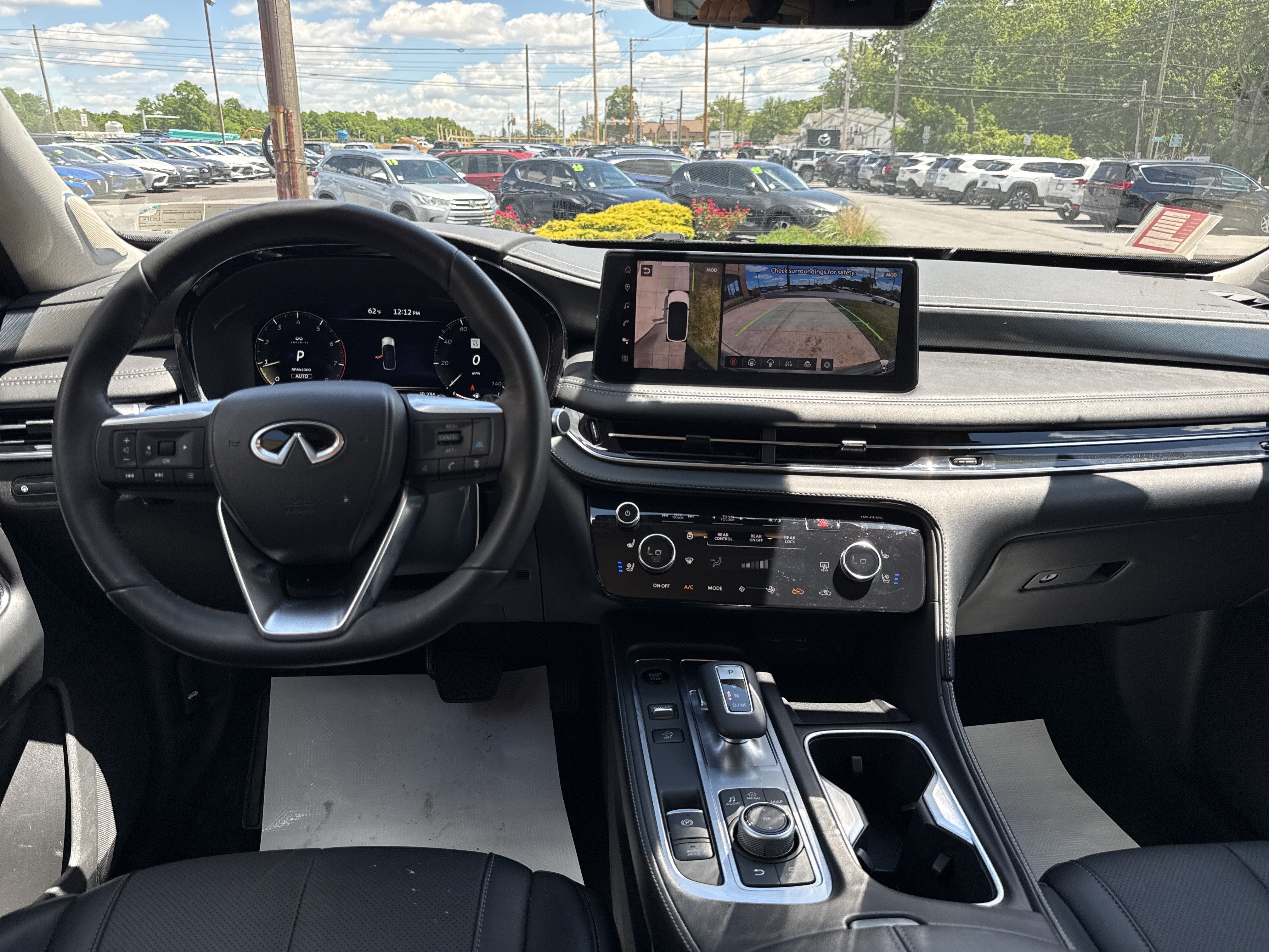 2026 INFINITI QX60 LUXE